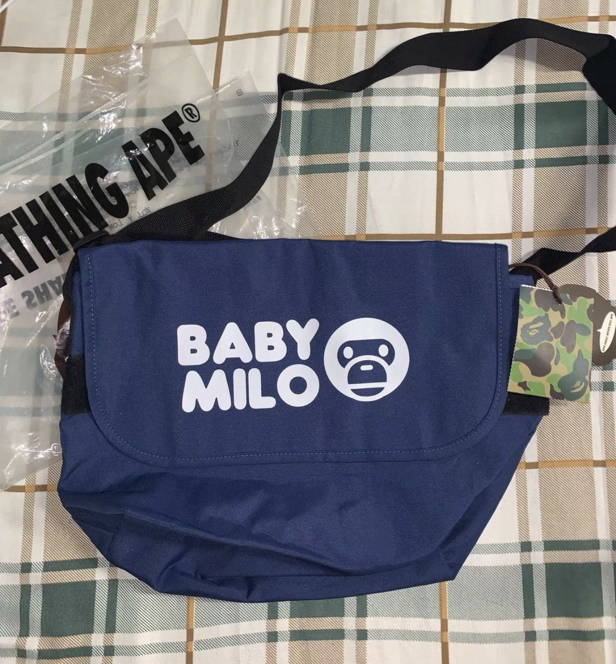 Bape BAPE OG Nigo era BAPE baby milo slogan crossbody bag Size ONE SIZE - 1 Thumbnail