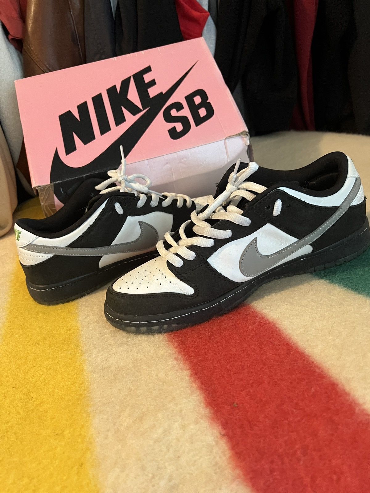 Nike × Staple Nike Dunk SB Staple Panda Pigeon Size US 11 / EU 44 - 4 Thumbnail