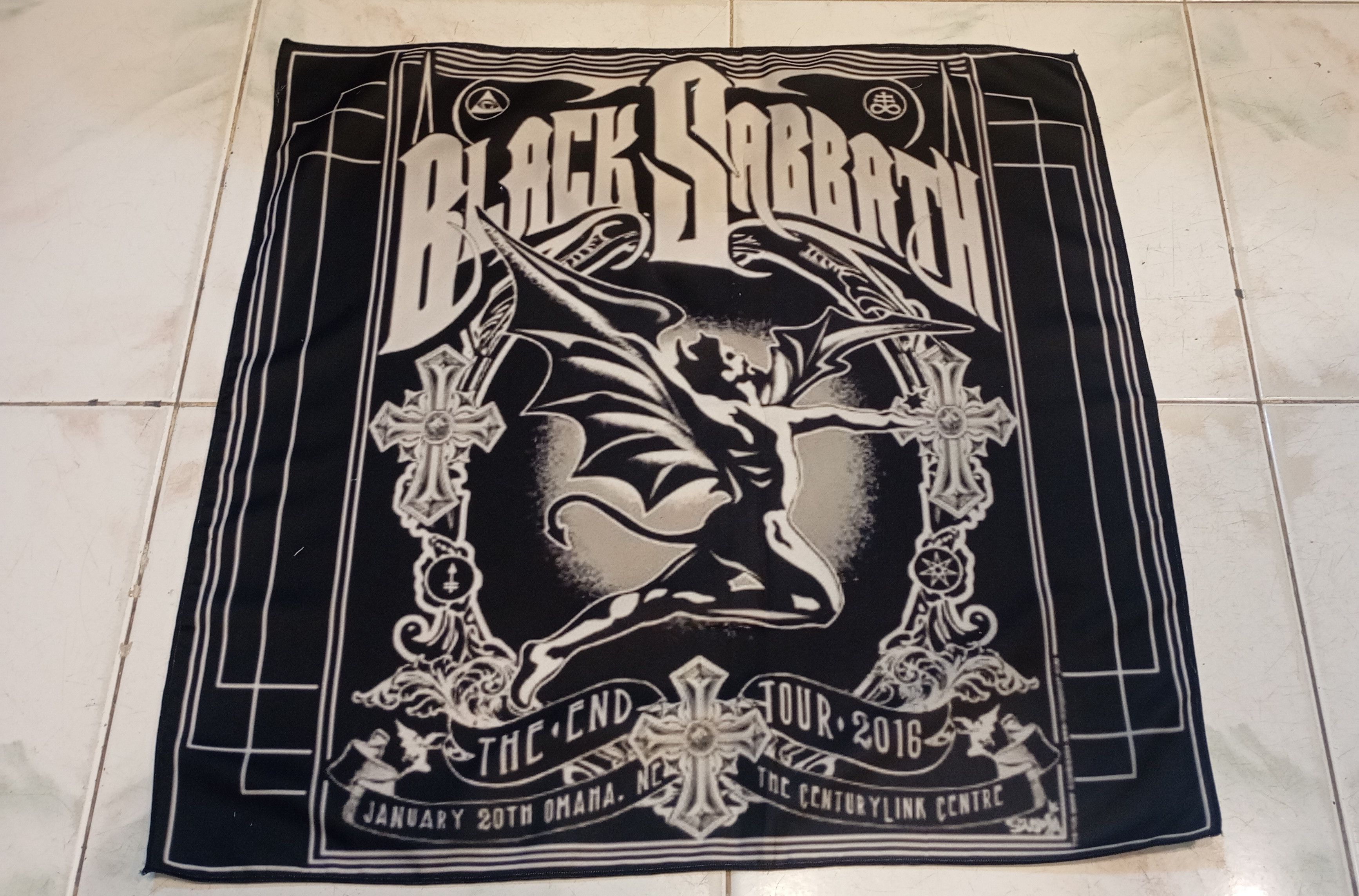 Band Tees Bandana Handkerchief Rock Band Metallica Size ONE SIZE - 1 Thumbnail