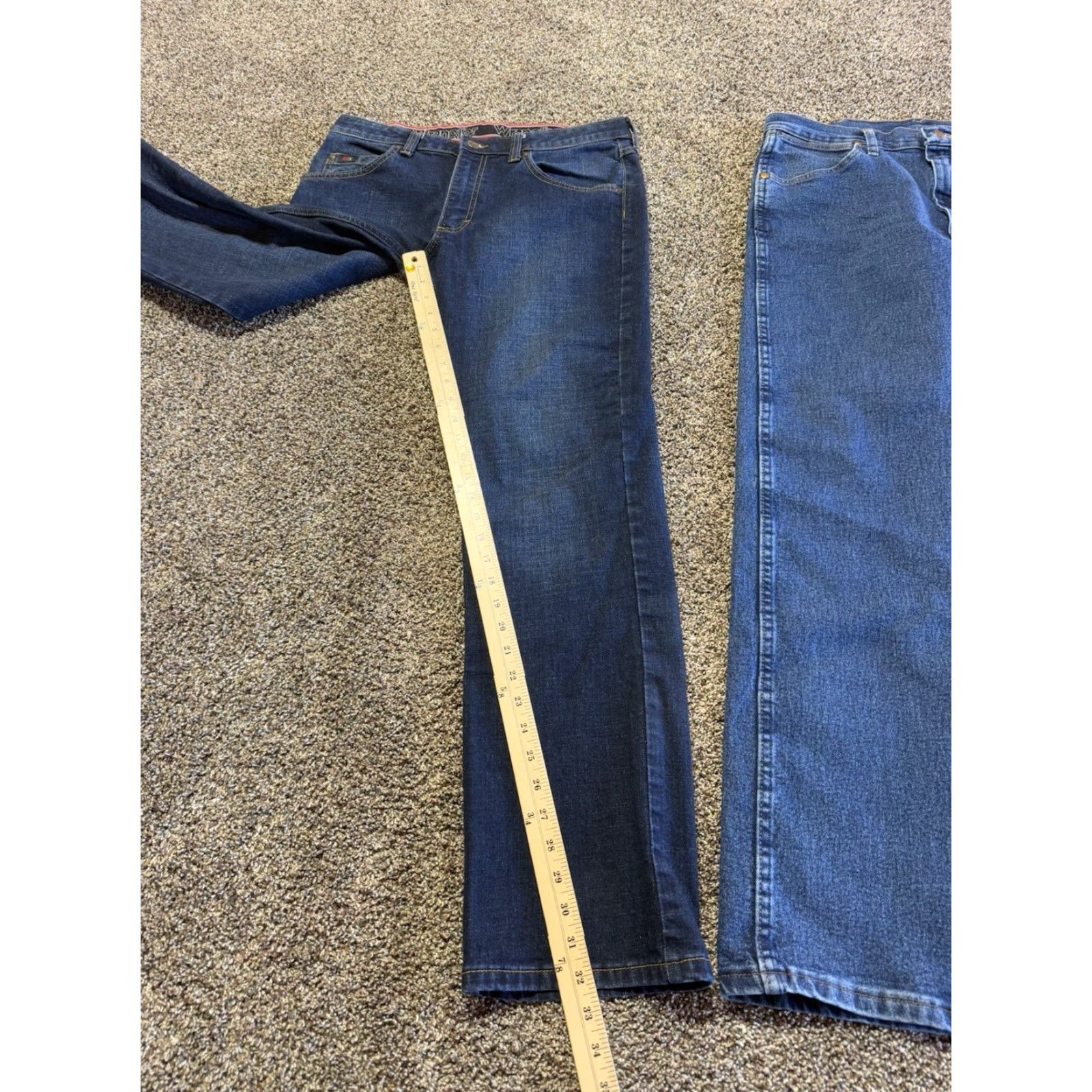 Wrangler Wrangler Jeans Bootcut 32x32 32x32 2 Lot Men Denim Blue 5-Pocket Regular Inseam 32 Cotton Cotton Denim Vintage No? Size US 32 / EU 48 - 7 Thumbnail