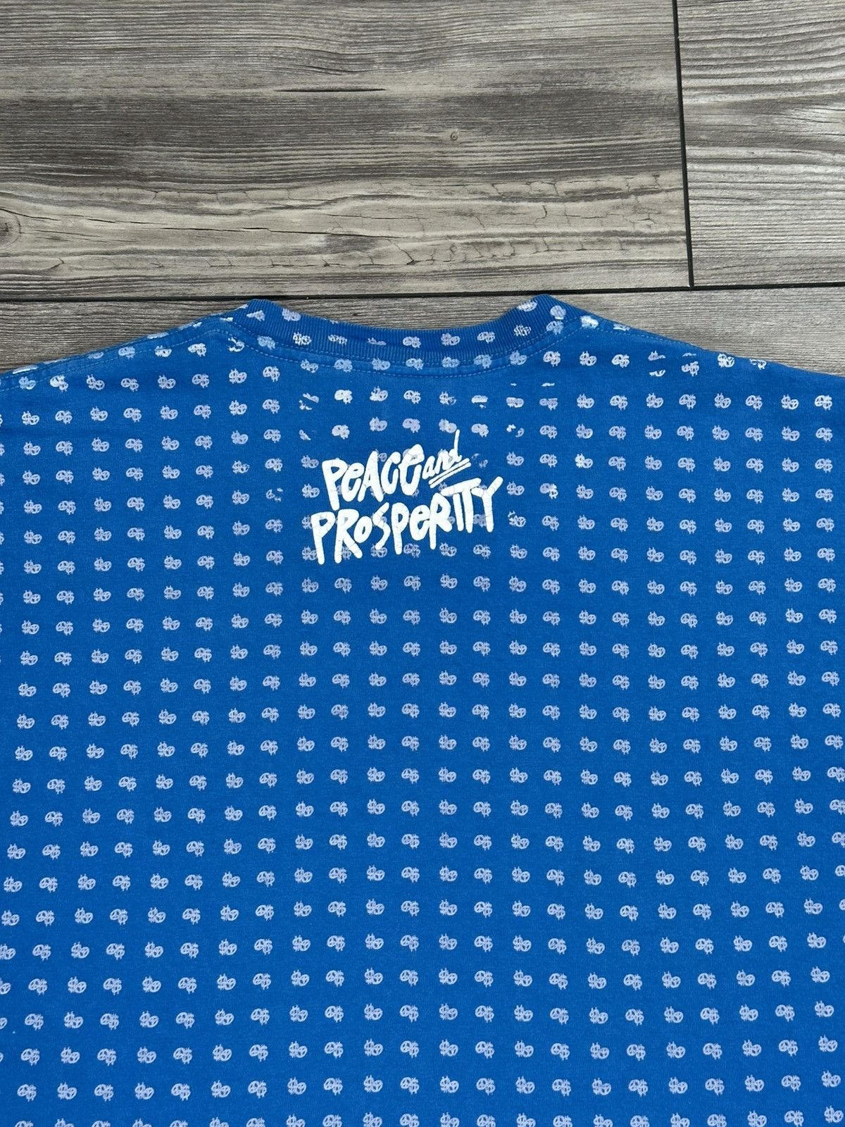Stussy Y2K Stussy Peace And Prosperity All Over Print T Shirt Size US XL / EU 56 / 4 - 4 Thumbnail