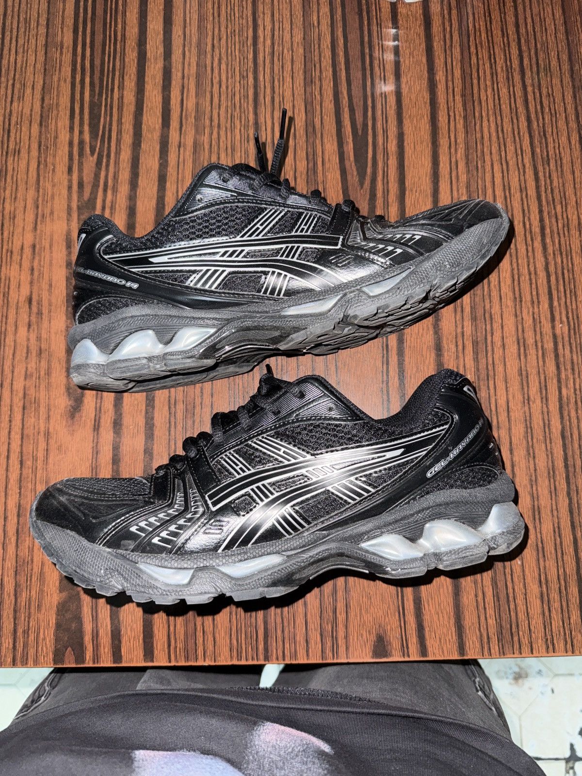 Asics Asics Gel Kayano 14 Size US 9.5 / EU 42-43 - 1 Thumbnail