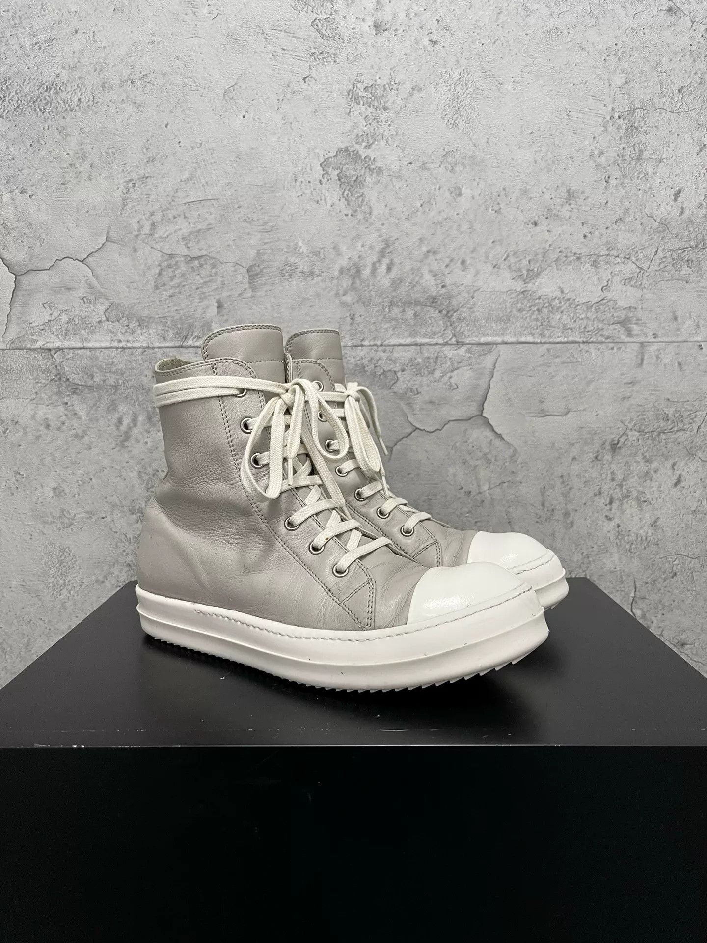 Rick Owens rick owens gray high-top leather sneakers Size US 10.5 / EU 43-44 - 1 Thumbnail