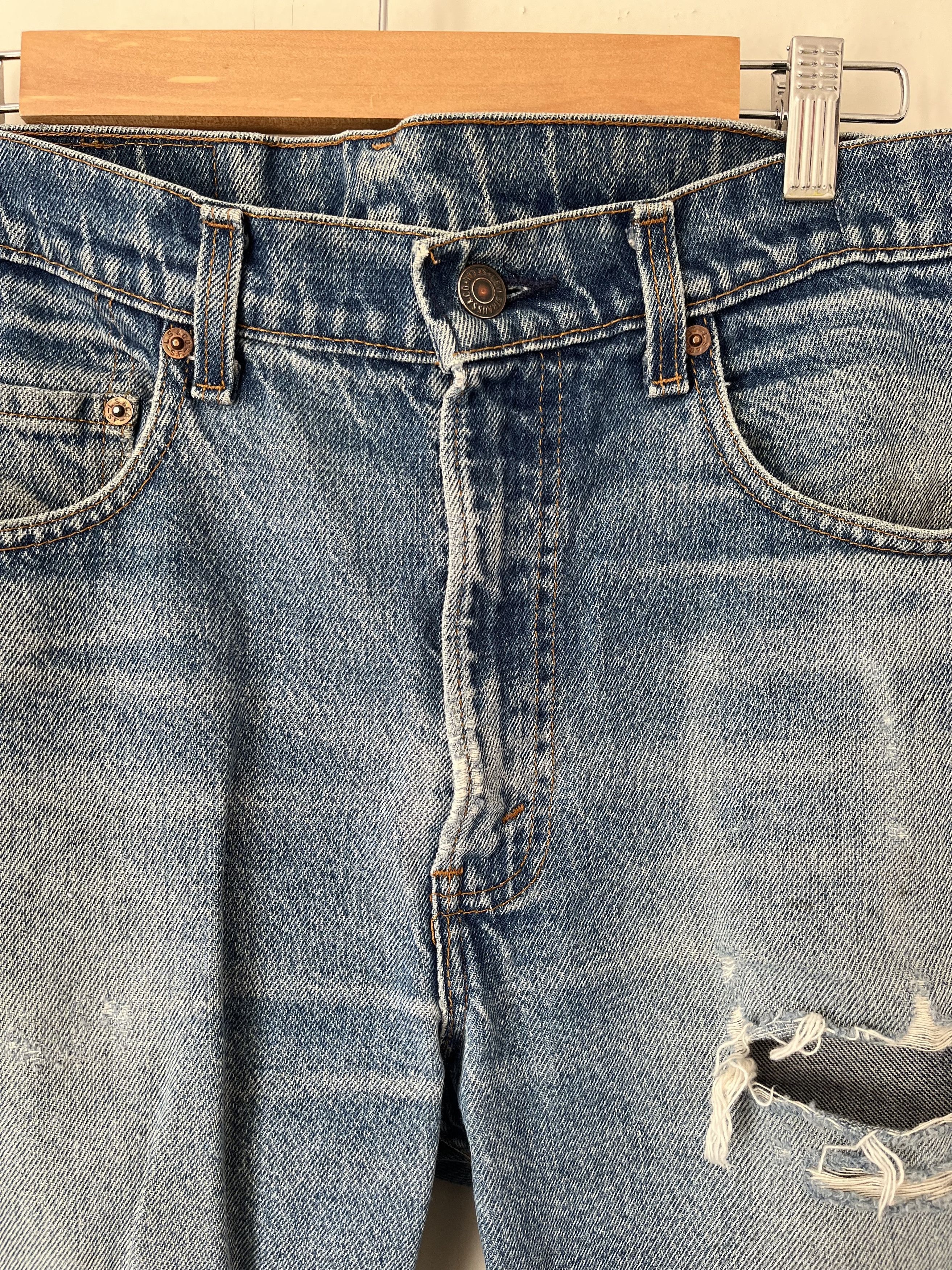 Levi's Vintage Authentically Worn-in Levis 505 Jeans Size US 33 - 7 Thumbnail