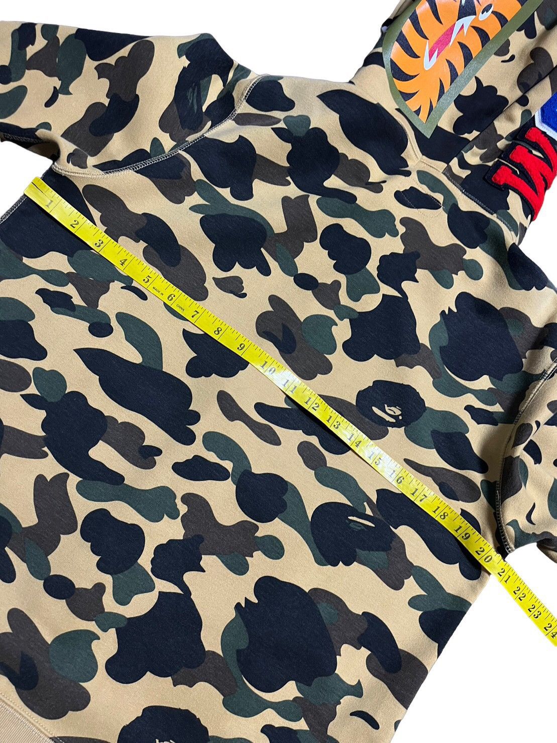 Bape 1st Camo Windstopper Shark Full Zip Hoodie Size US L / EU 52-54 / 3 - 6 Thumbnail