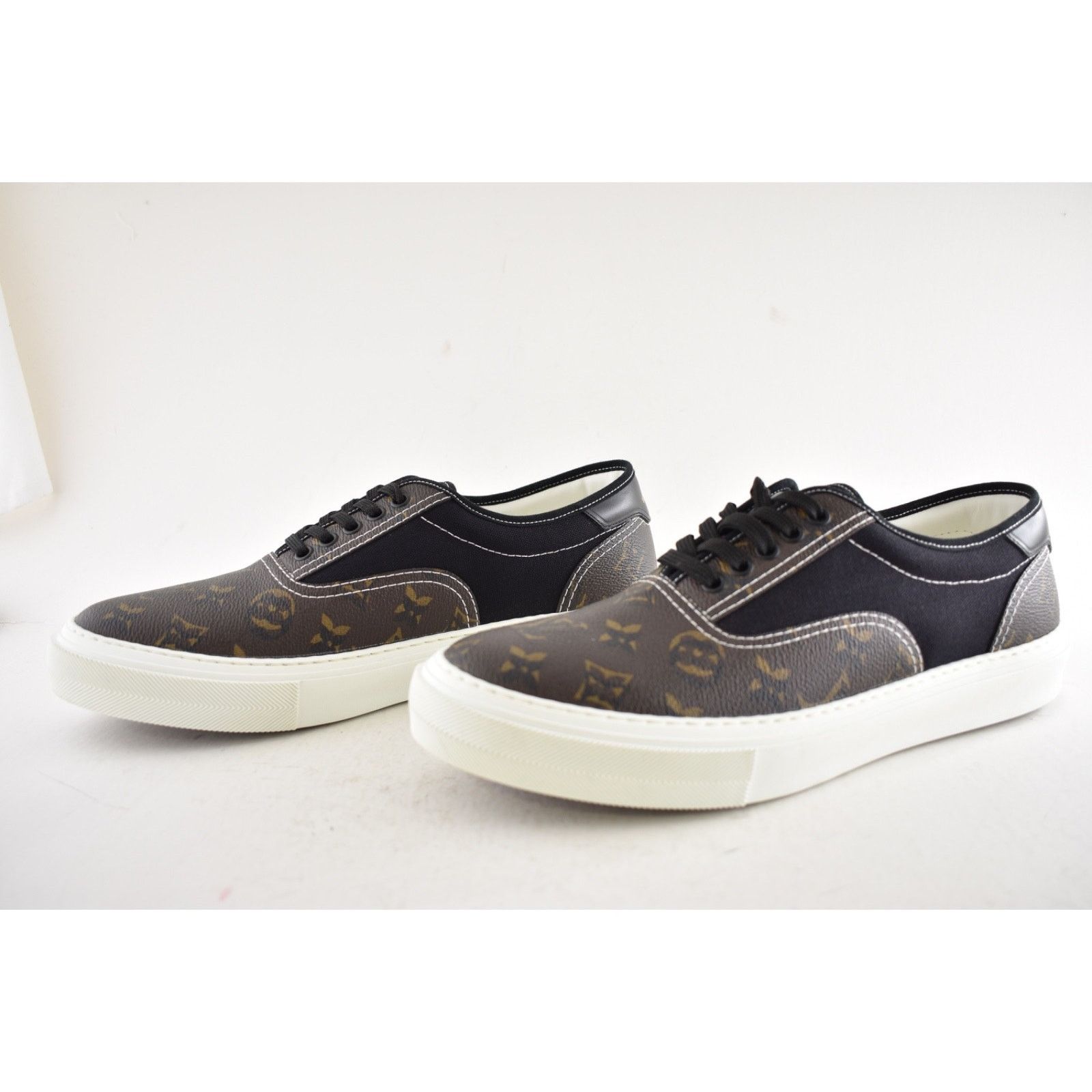 Louis Vuitton Louis Vuitton Trocadero Richelieu Black Monogram Logo Low Size US 9 / EU 42 - 14 Thumbnail