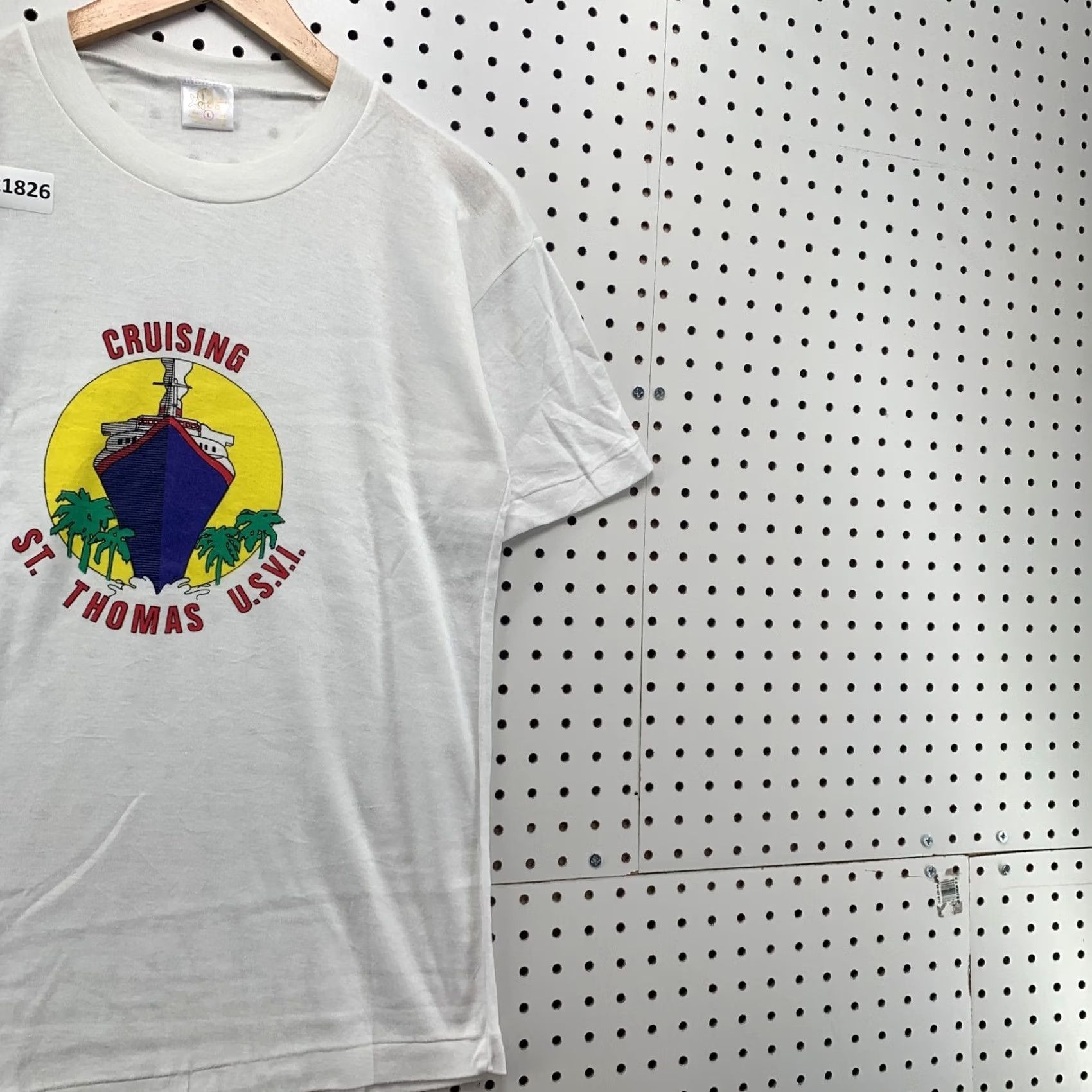 Fruit Of The Loom VINTAGE Cruising ST Thomas Shirt Mens Large White Single Stitch 19x28 Size US L / EU 52-54 / 3 - 4 Thumbnail