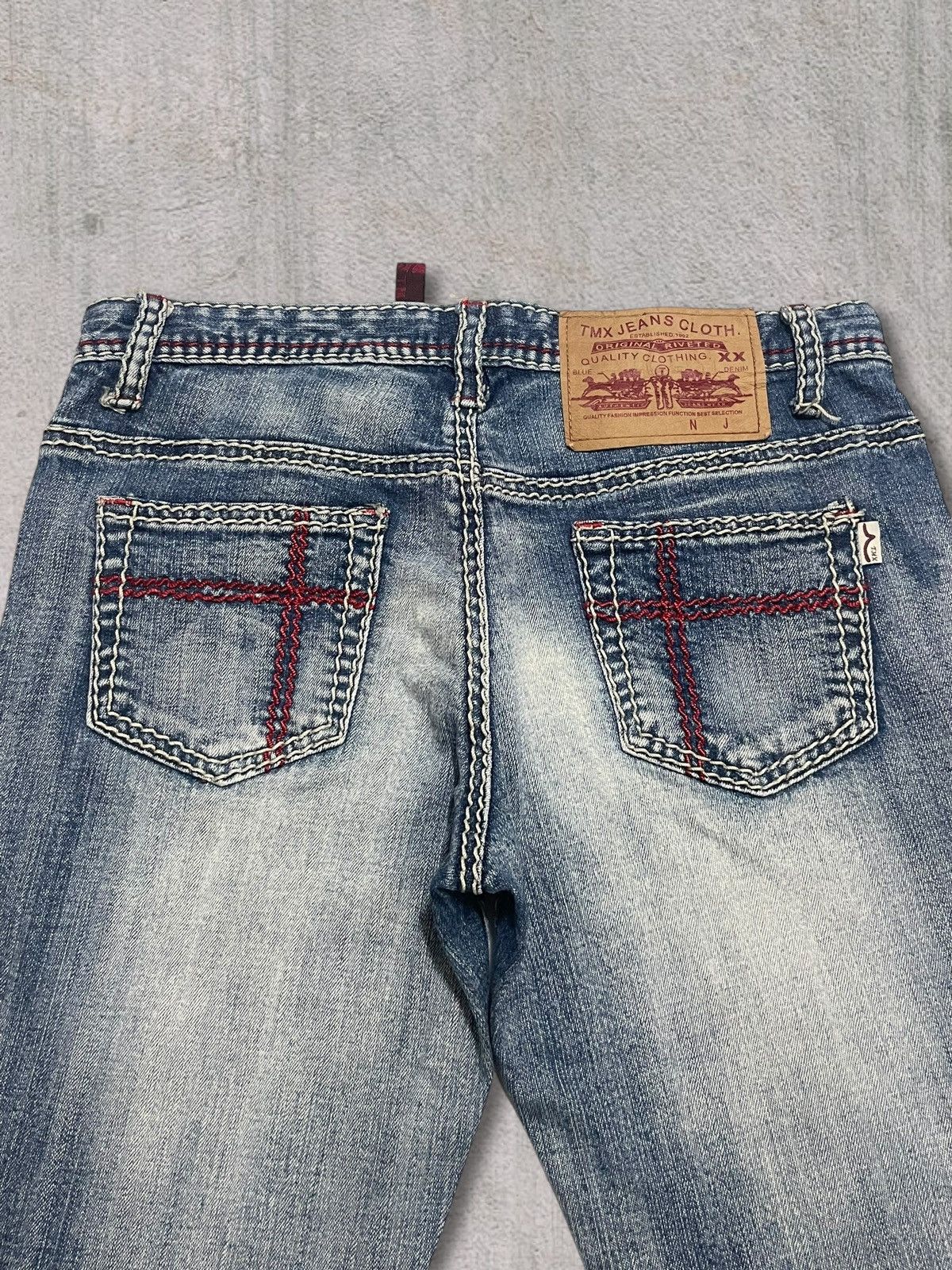 Japanese Brand Vintage Y2K Womenswear Bold Stitch Blue Wash Bootcut Jeans Size 29" - 7 Thumbnail