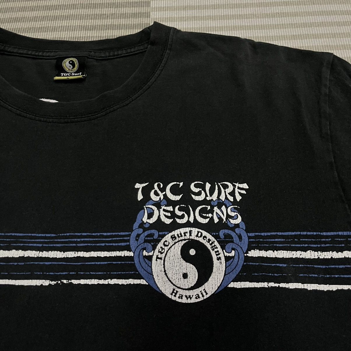 Vintage T&C Surf Designs Embroidery Back-heat Spell y2k Tshirt Size US XL / EU 56 / 4 - 3 Thumbnail