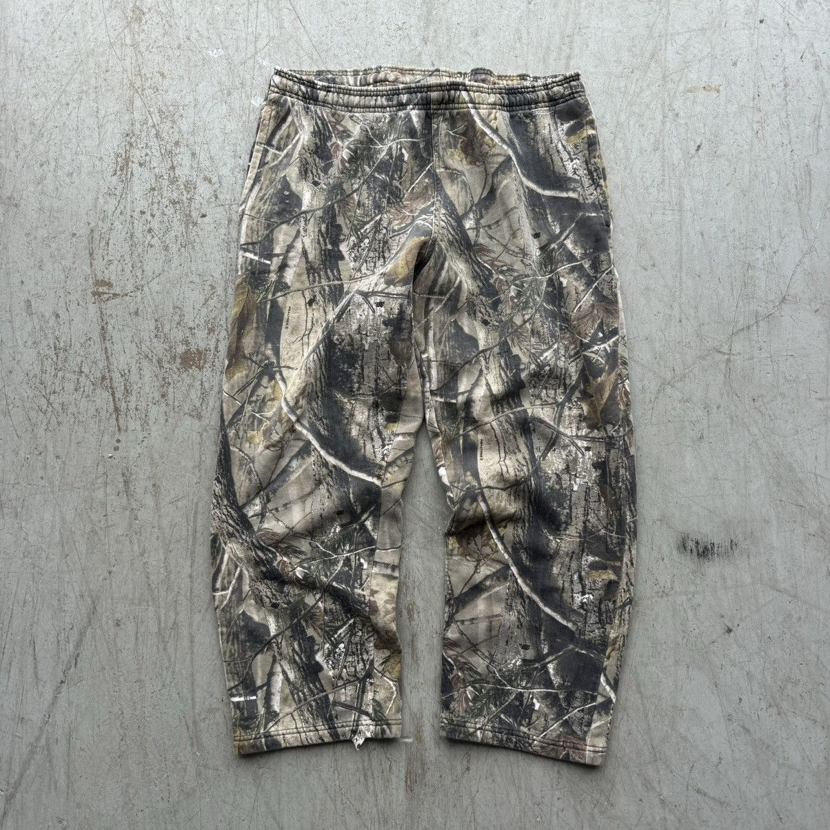 Realtree × Vintage Vintage Real Tree Camo Essential Cotton Sweatpants Sz M Size US 34 / EU 50 - 1 Thumbnail