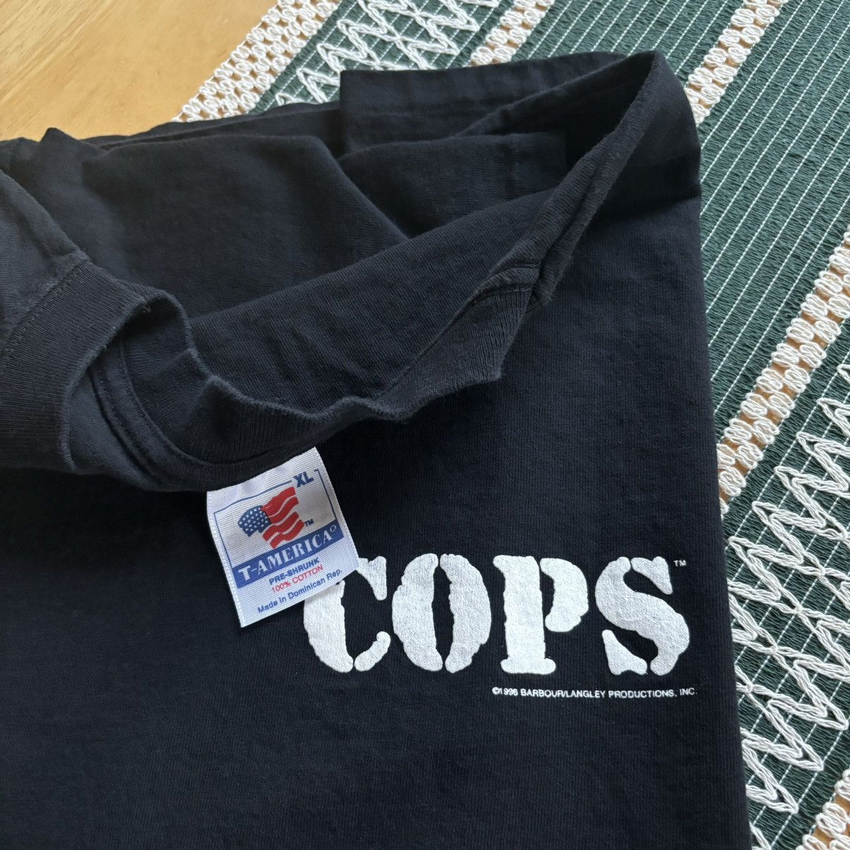 Vintage Vintage 1995 COPS TV Show Promo Promotional T-Shirt X-Large Size US XL / EU 56 / 4 - 5 Thumbnail