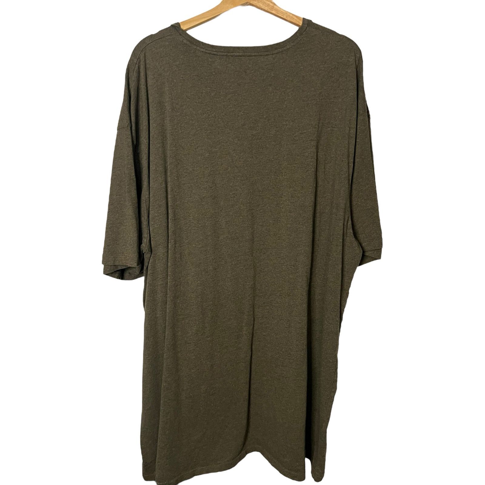 Polo Ralph Lauren Polo Ralph Lauren Men’s 3XLT Tall Long V-Neck T-Shirt Olive Size US XXL / EU 58 / 5 - 2 Thumbnail