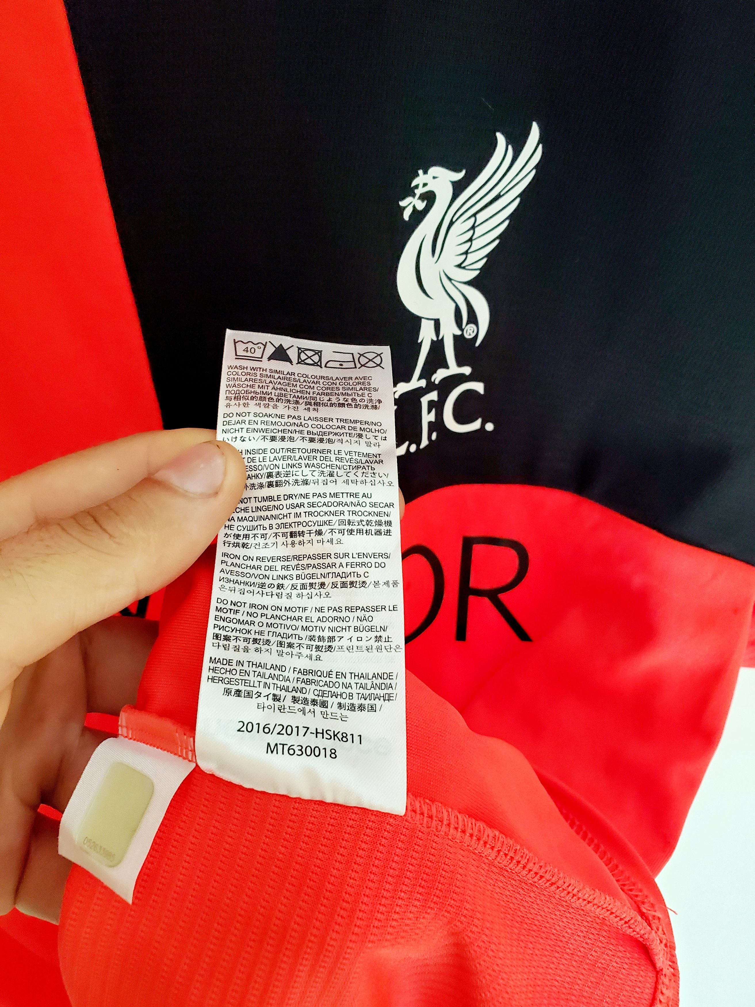 New Balance LIVERPOOL 2016/2017 FOOTBALL JERSE NEW BALANCE M Size US M / EU 48-50 / 2 - 5 Thumbnail