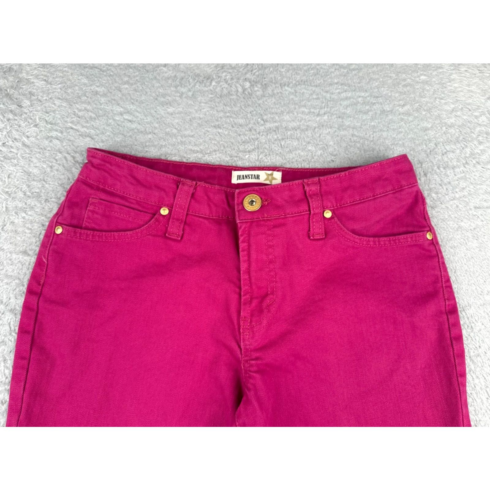 Vintage Jeanstar Jeans Womens Capri Mid Rise Pink Cotton Blend Embroidered 28x20 Denim 5-Pocket Zipper Distressed Button - Vintage: No Size 30" / US 8 / IT 44 - 4 Thumbnail