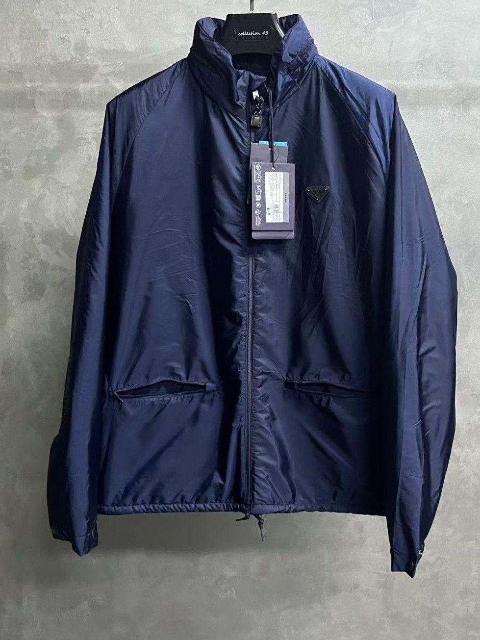 Prada Prada Re-Nylon Zip Jacket Navy Size 50 Size US M / EU 48-50 / 2 - 1 Thumbnail