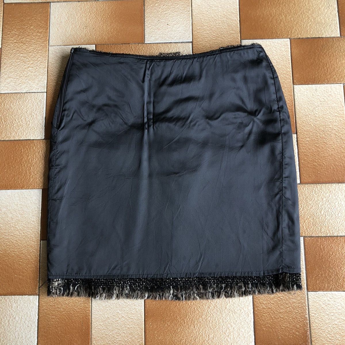 Max Mara S MAC MARA Tweed Wool Blend Mini Skirt Size 28" / US 6 / IT 42 - 9 Thumbnail