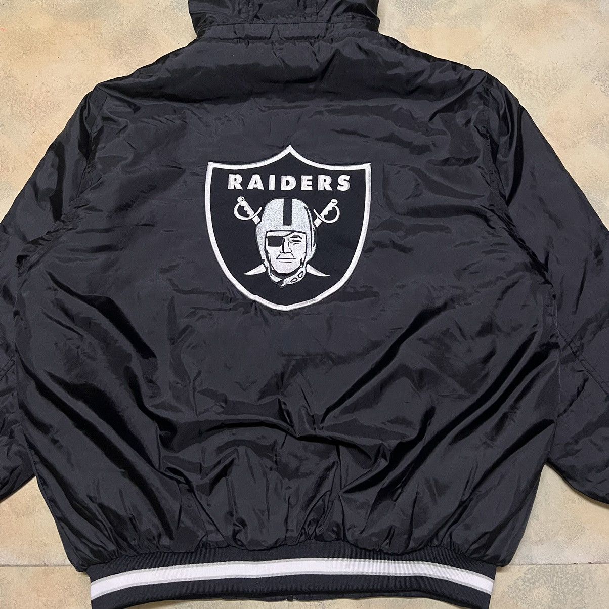 NFL Raiders Big Logo Hoody Jacket by Reebok Size US L / EU 52-54 / 3 - 17 Thumbnail