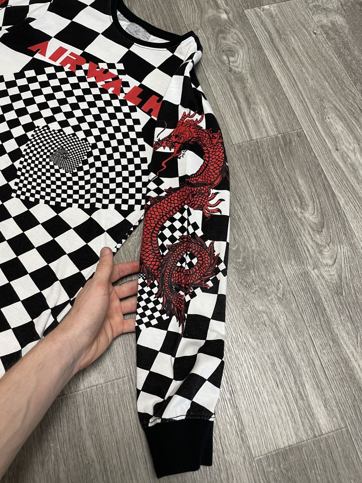 Airwalk Airwalk Long Sleeve Graphic Shirt Checkerboard Dragon Print Size US M / EU 48-50 / 2 - 7 Thumbnail