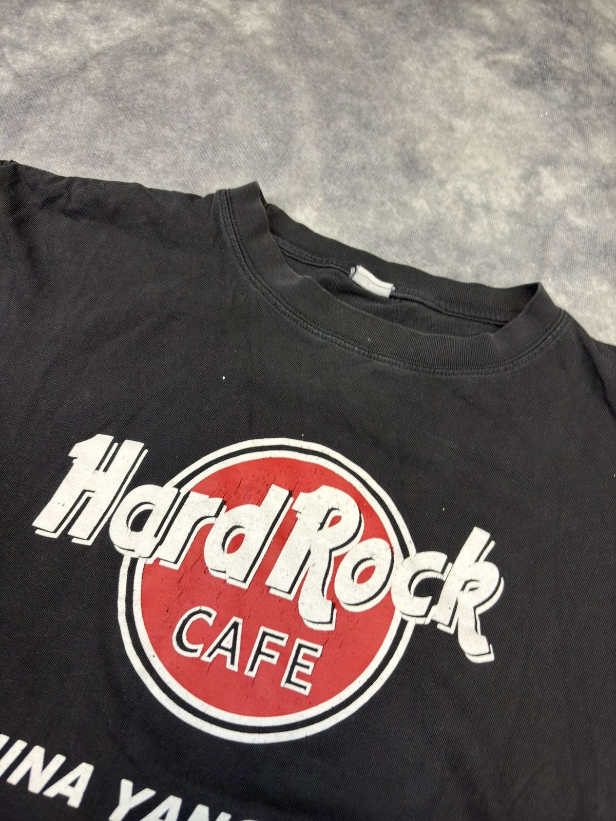 Hard Rock Cafe × Vintage Vintage 90s Hard Rock Cafe China Yangshou Tee Japanese y2k Size US M / EU 48-50 / 2 - 3 Thumbnail