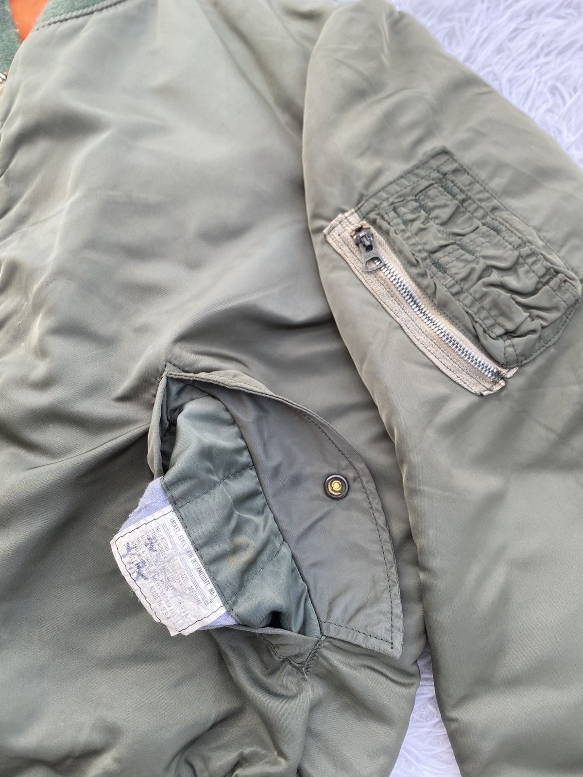 Alpha Industries RARE VINTAGE ALPHA INDUSTRIES MA1 BOMBER JACKET Size US M / EU 48-50 / 2 - 13 Thumbnail
