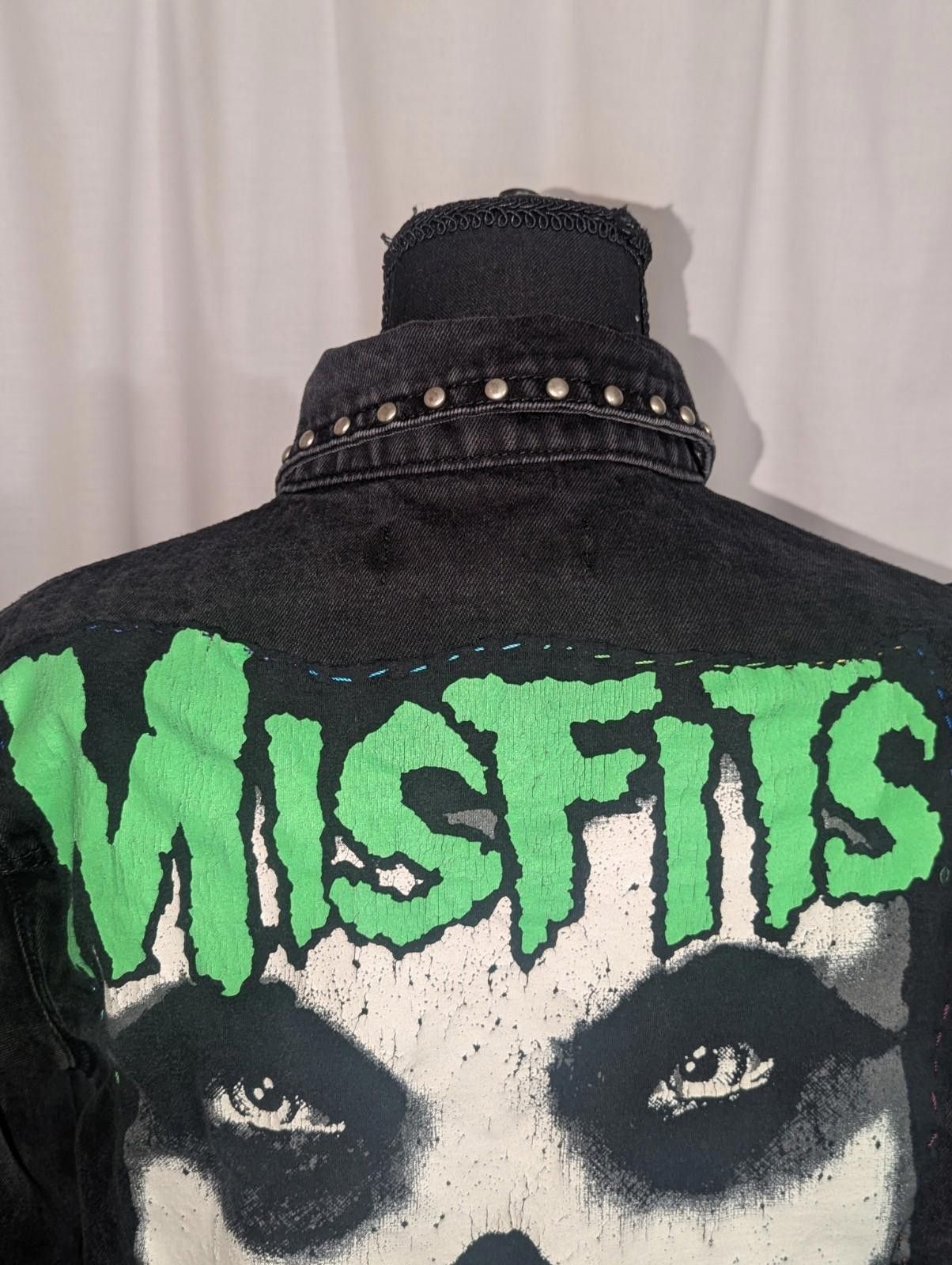 Forever 21 Women's Upcycled Studded Punk Black Denim Misfits Jacket Size M / US 6-8 / IT 42-44 - 6 Thumbnail