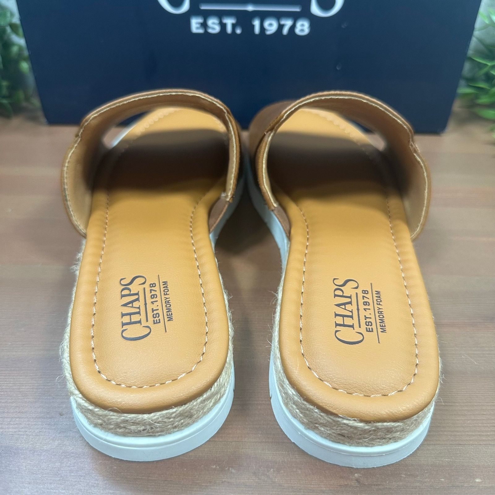 Chaps Chaps Women's Nerissa Tan Slide Sandals Size 8 Size US 8 / IT 38 - 4 Thumbnail