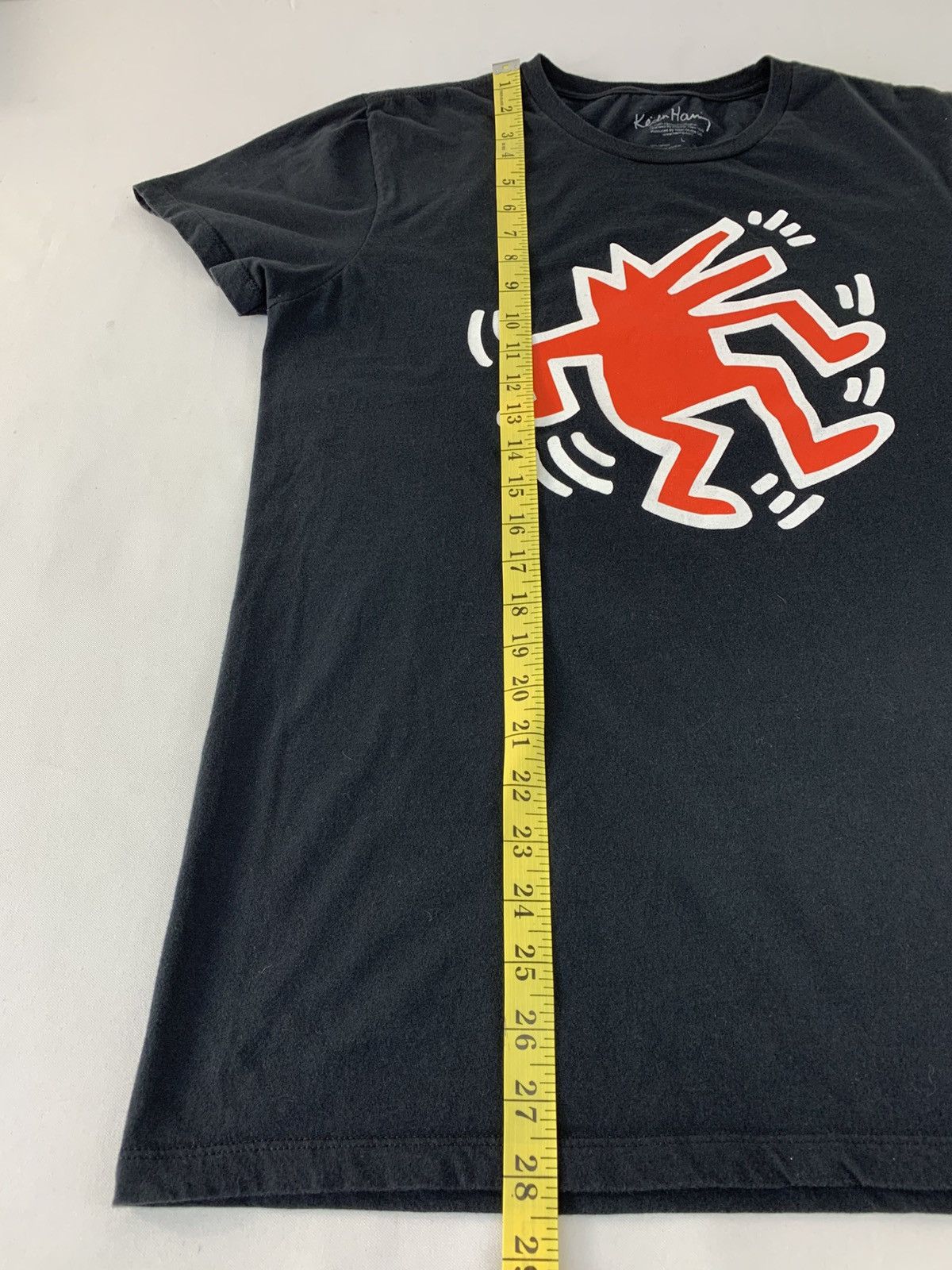 Keith Haring Keith Haring Dancing Dog Big Logo Crewneck Printed Tee Size US L / EU 52-54 / 3 - 7 Thumbnail