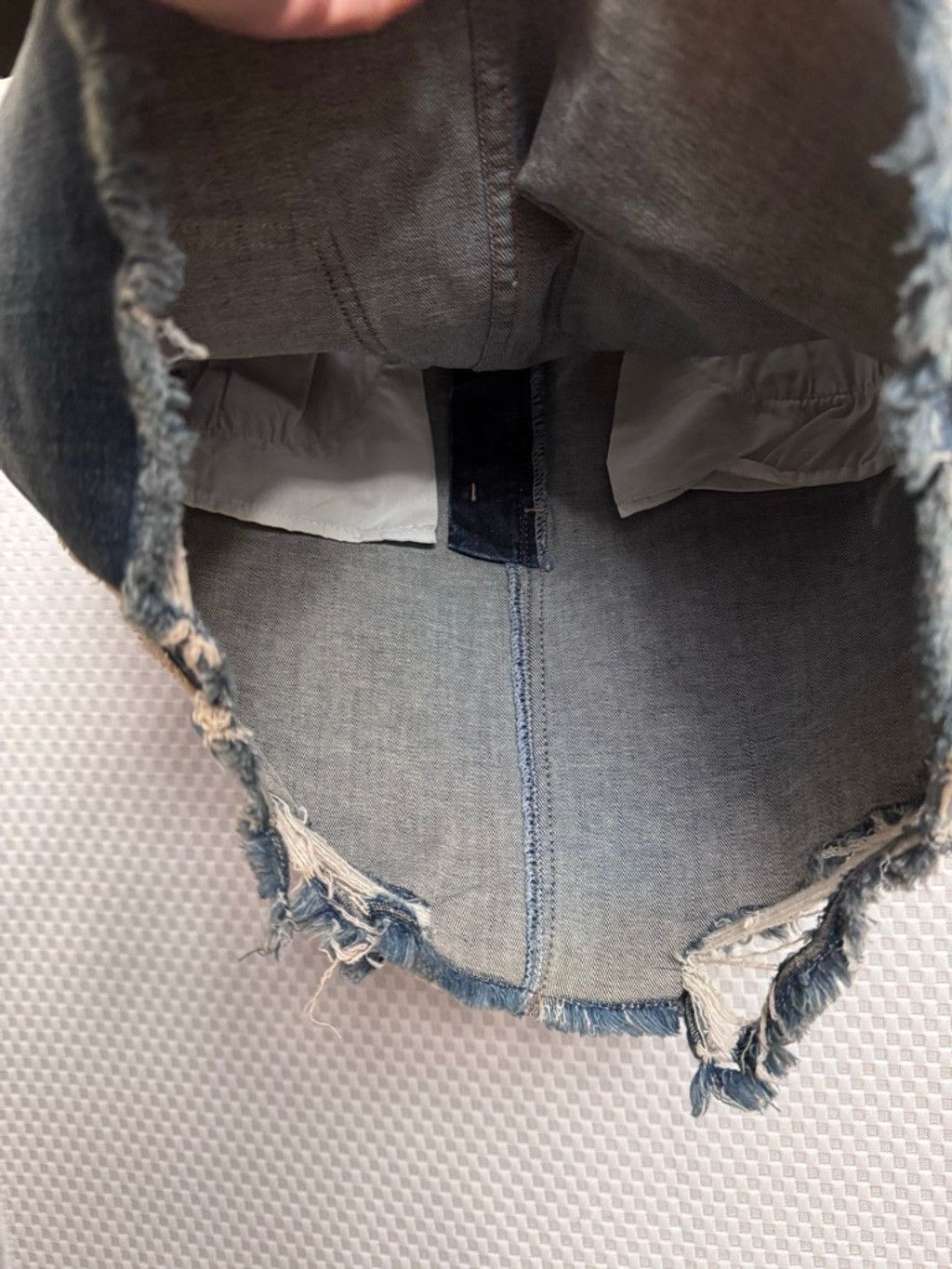 Sneaky Steve Sneak Peek Distressed Denim Mini Skirt Small Size 28" / US 6 / IT 42 - 8 Thumbnail