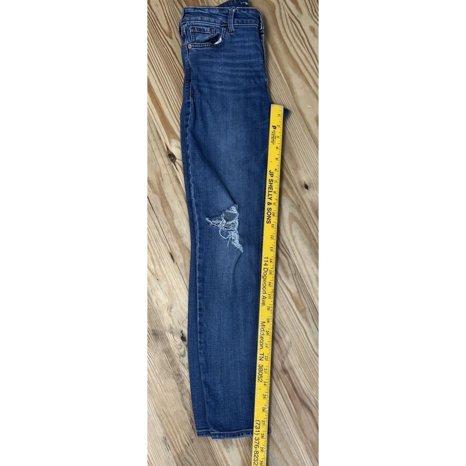 Old Navy Old Navy Size 6 Rockstar Mid Rise Jeans Stretch Skinny Size 28" / US 6 / IT 42 - 6 Thumbnail