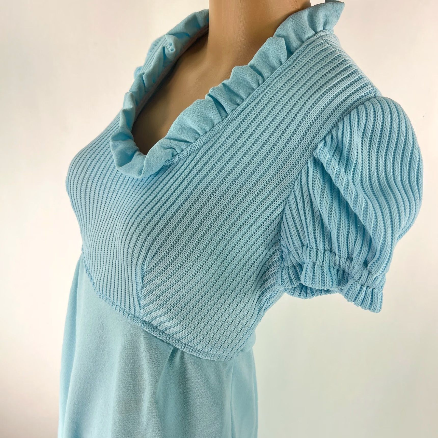 Vintage VINTAGE ILGWU Dress Maxi Blue 11 Women's Puff Sleeves Ruffled Tie Waist Knit Cocktail 58 in Chest 16 in US Size L / US 10 / IT 46 - 5 Thumbnail