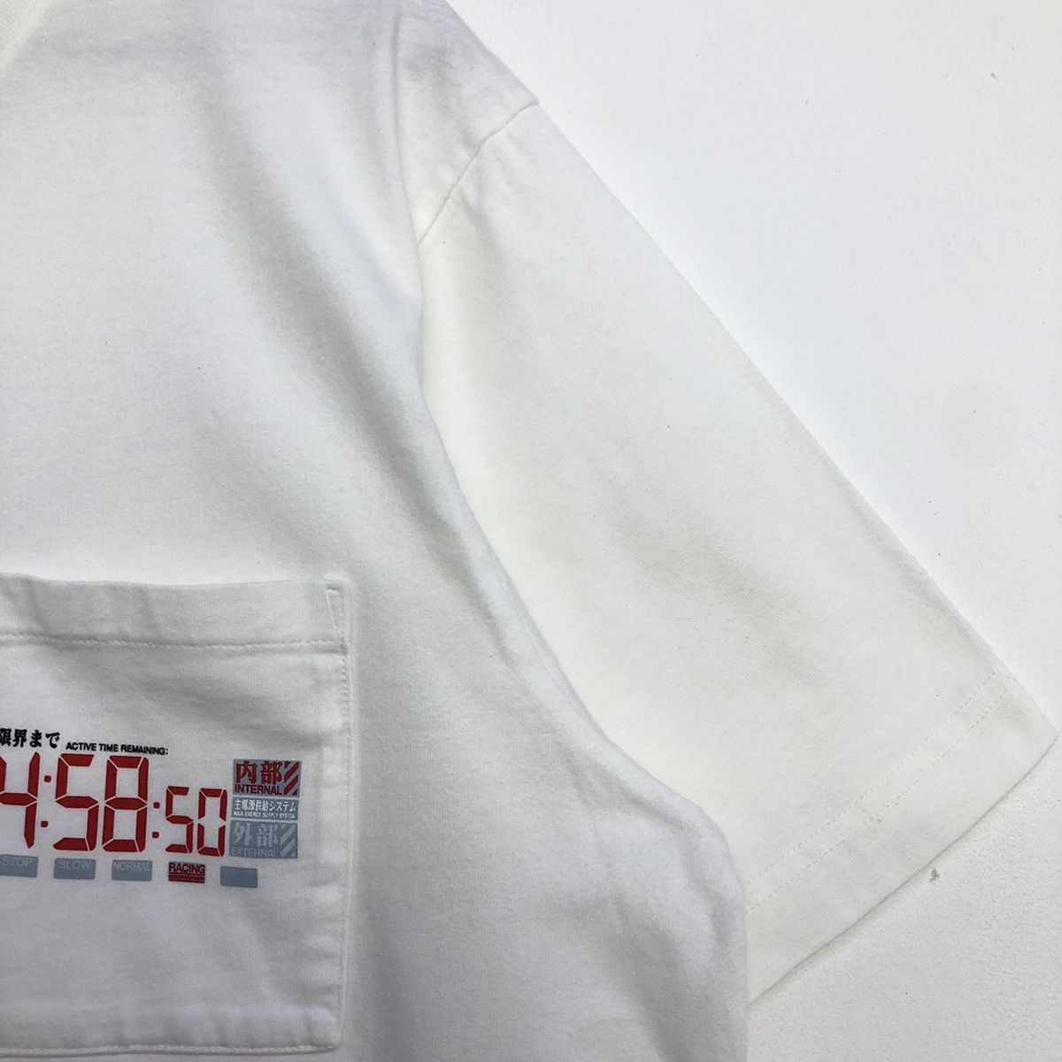 Anime Evangelion X Uniqlo Anime Pocket Tshirt Size US XL / EU 56 / 4 - 7 Thumbnail