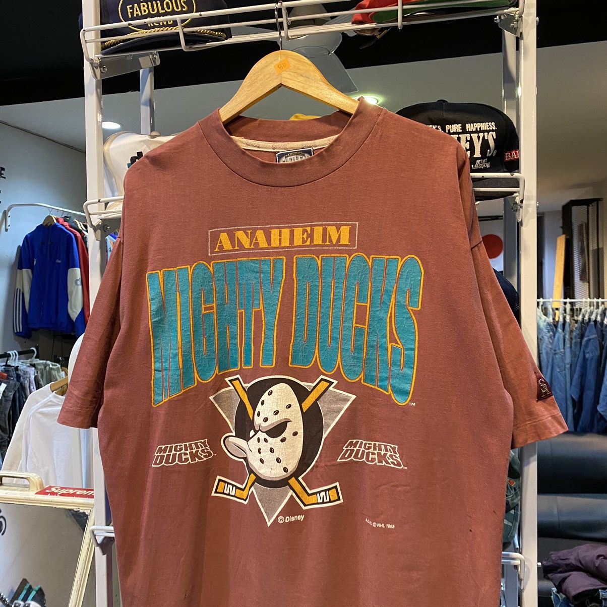 Vintage Vintage 1993 mighty ducks of Anaheim promo tee xl Distress Size US XL / EU 56 / 4 - 3 Thumbnail