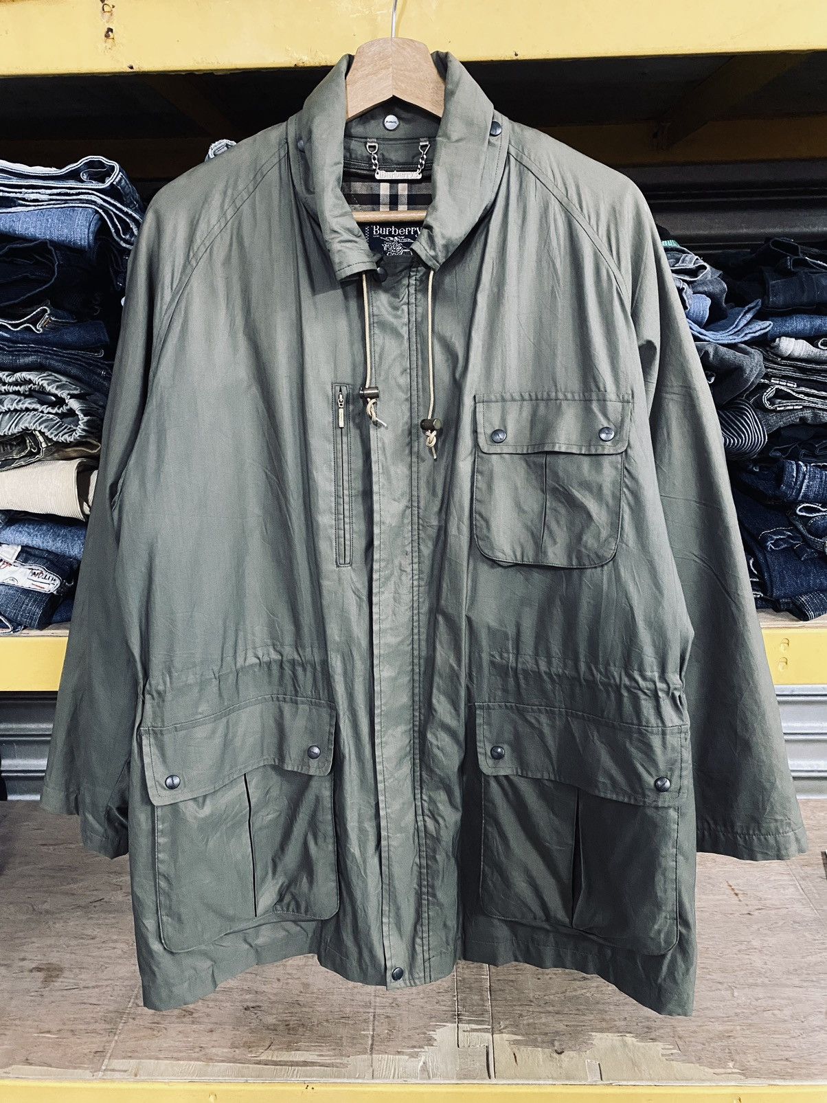 Burberry × Vintage Burberry Vintage Quilted Lining Nova Check Parka Size US M / EU 48-50 / 2 - 1 Thumbnail
