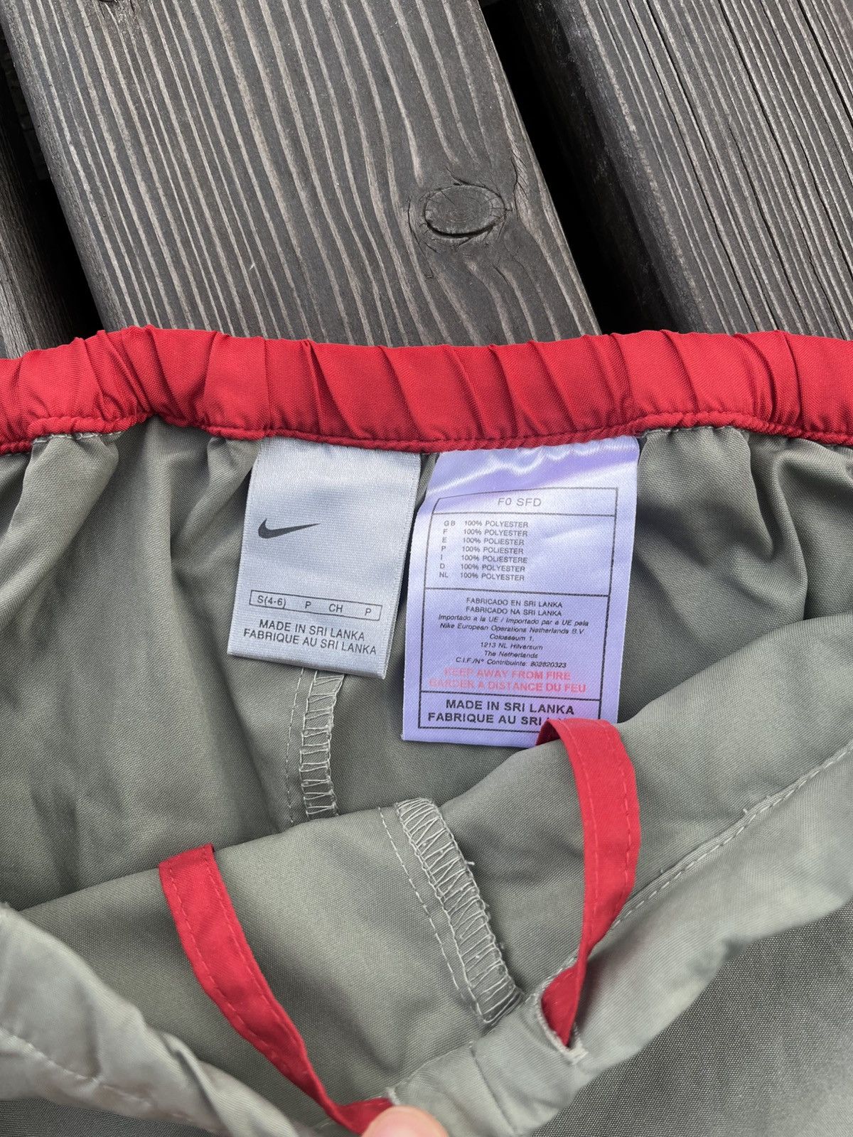 Vintage Vintage Nike Baggy Parachute Track Pants Gorpcore Y2K USA Size US 30 / EU 46 - 4 Thumbnail