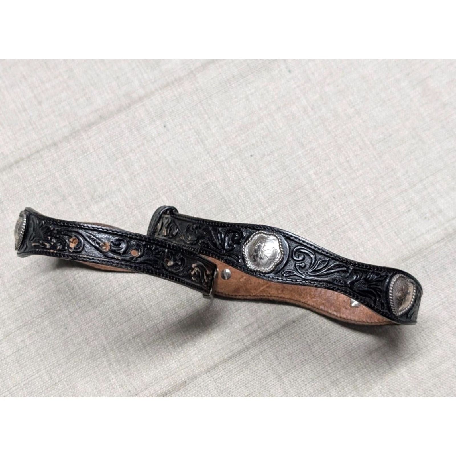 Tony Lama VINTAGE Tony Lama Western Belt Unisex Adults 30 Leather Tooled Concho Hearts Southwestern Black Belt 1-3/8" USA Made Size 30 - 3 Thumbnail