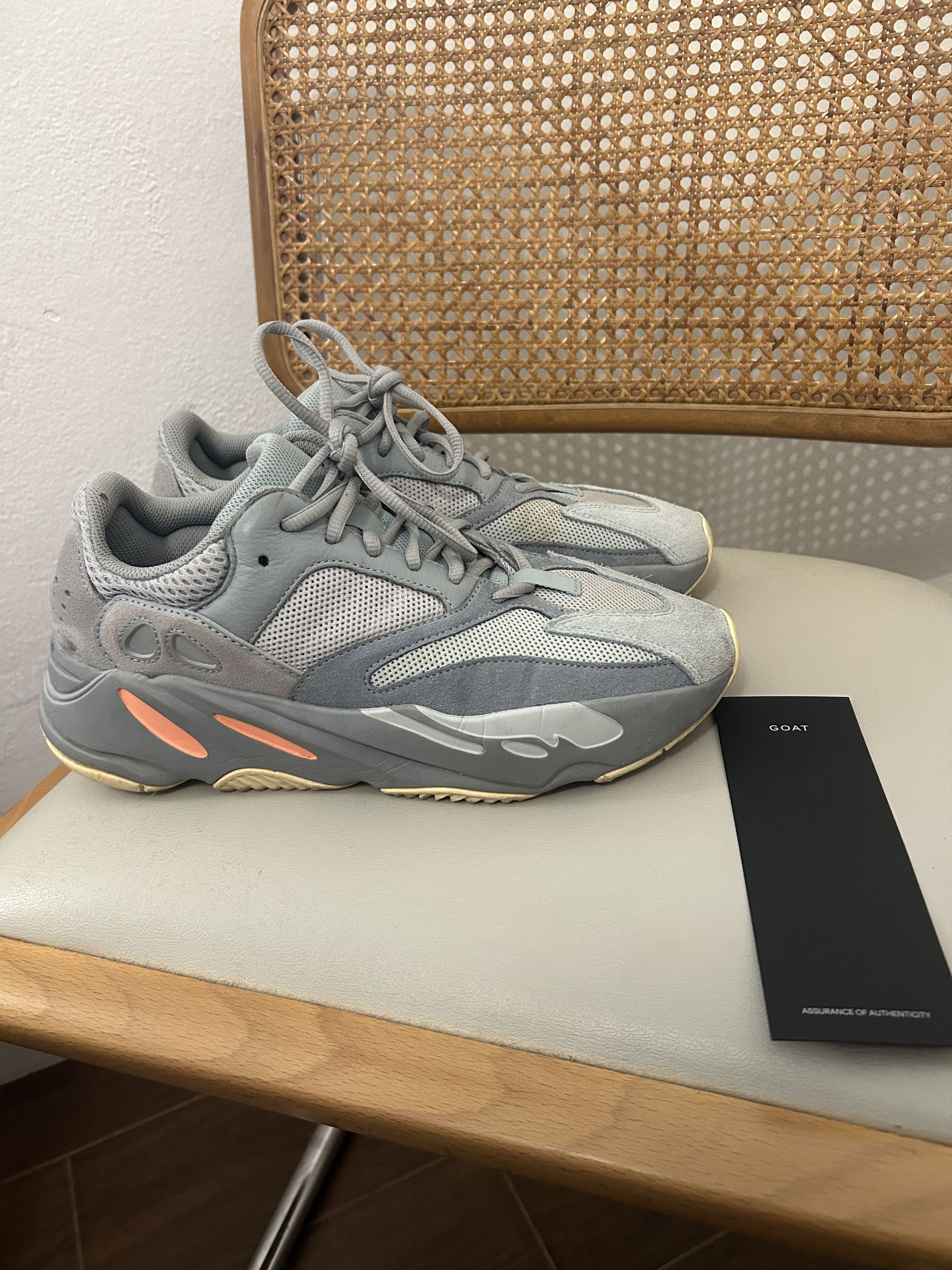 Yeezy Yeezy 700 Inertia Size US 9.5 / EU 42-43 - 2 Thumbnail
