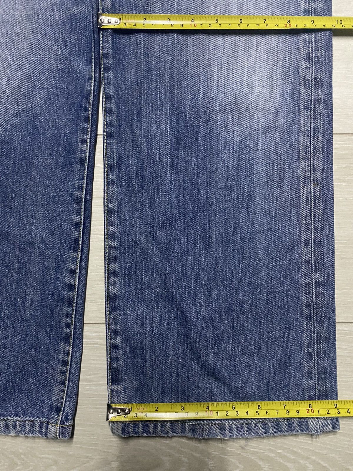 Uniqlo Vintage Uniqlo S003 Faded Wash Distressed Baggy Jeans Size US 32 / EU 48 - 13 Thumbnail