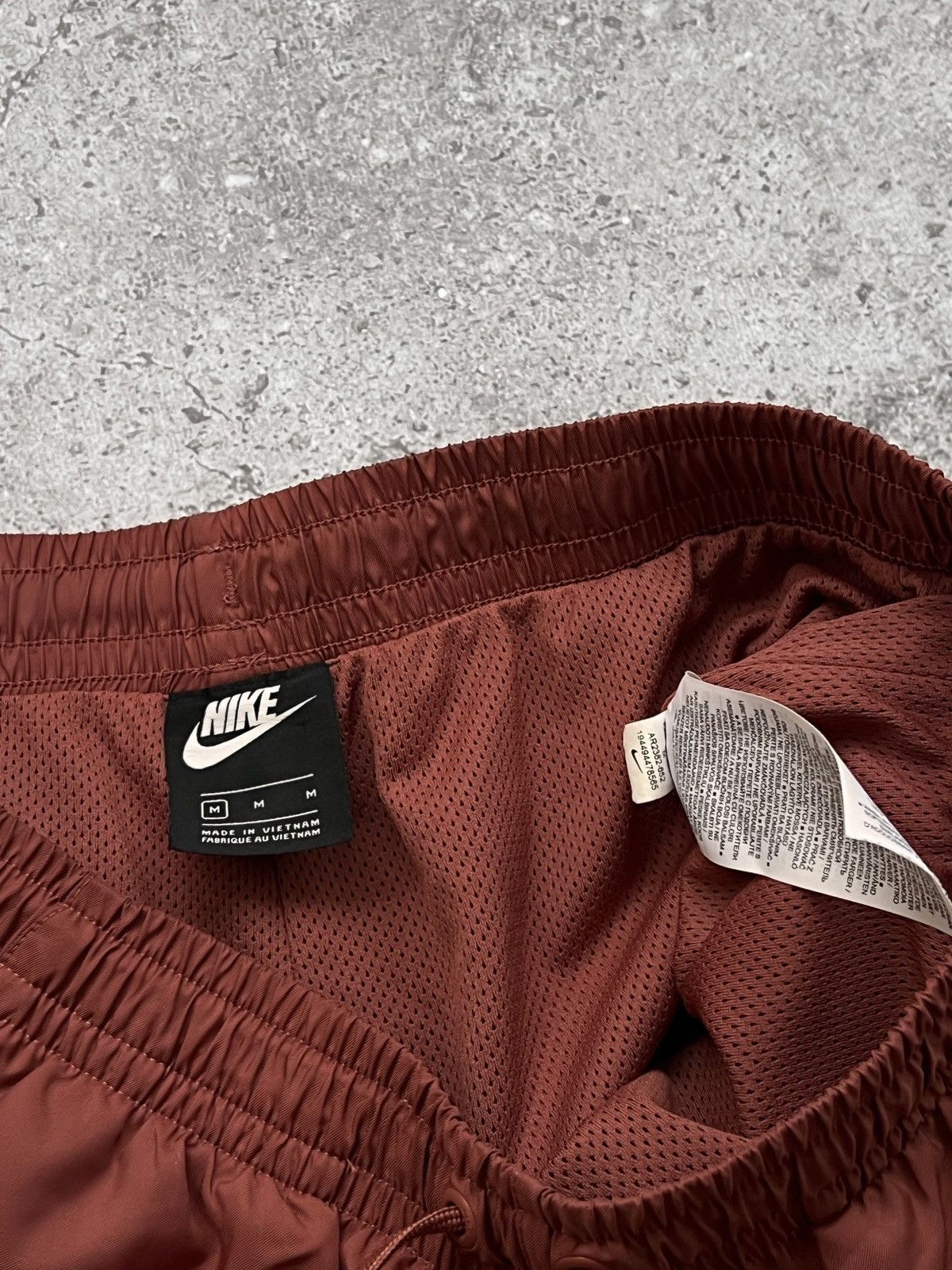 Nike Vintage Nike Nylon Shorts Mini Logo Drill Y2K Size US 32 / EU 48 - 4 Thumbnail