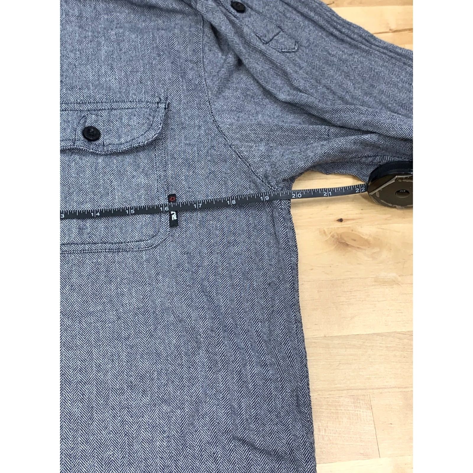 Rusty RUSTY Button-Up Shirt S Long Sleeve Casual Chest Pocket Beach Surf Skate #6846 Mens Regular Gray Size US S / EU 44-46 / 1 - 5 Thumbnail
