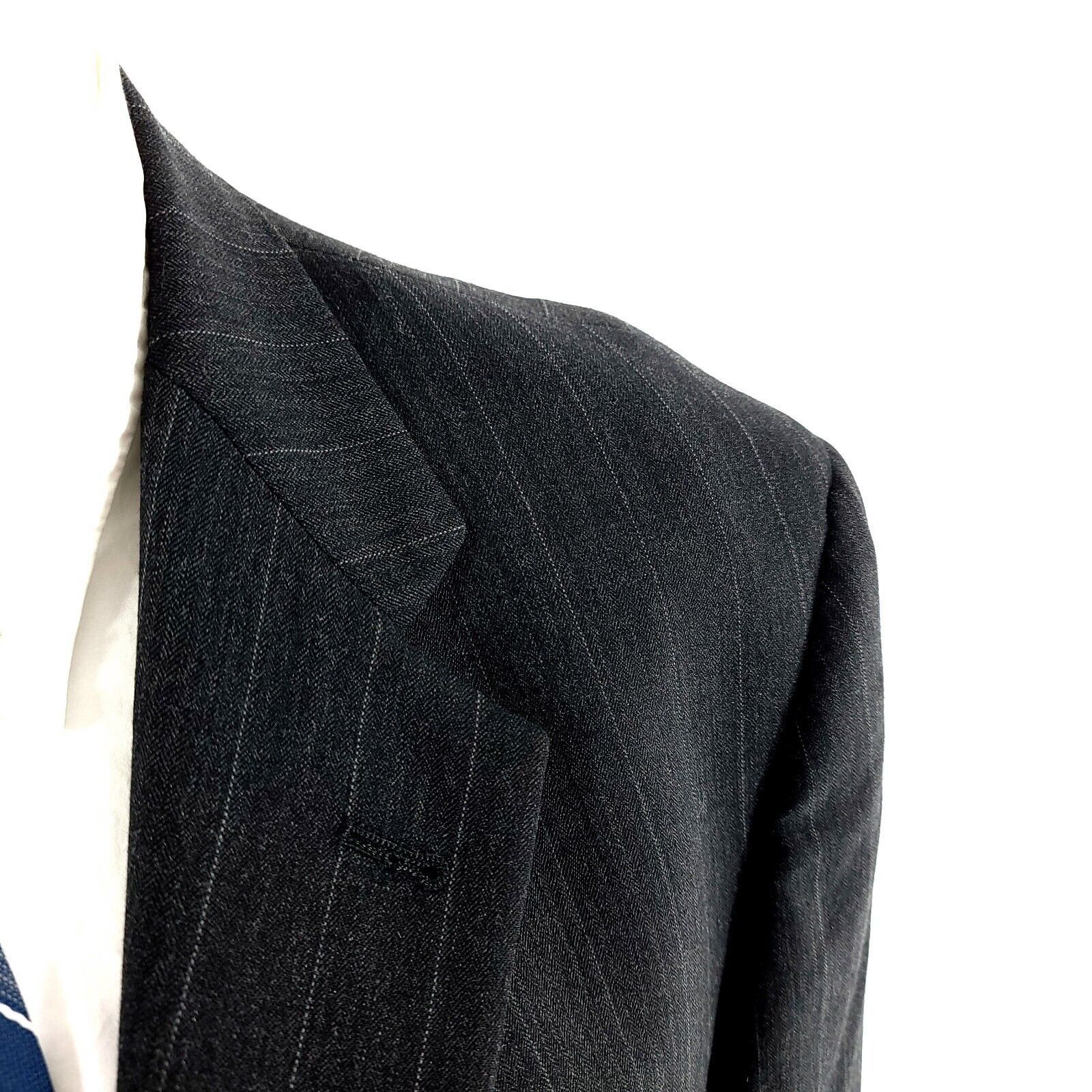 Austin Reed Austin Reed Wool 3 Button 2 Piece Suit 42R Gray Striped 34/2 Size 42R - 2 Thumbnail