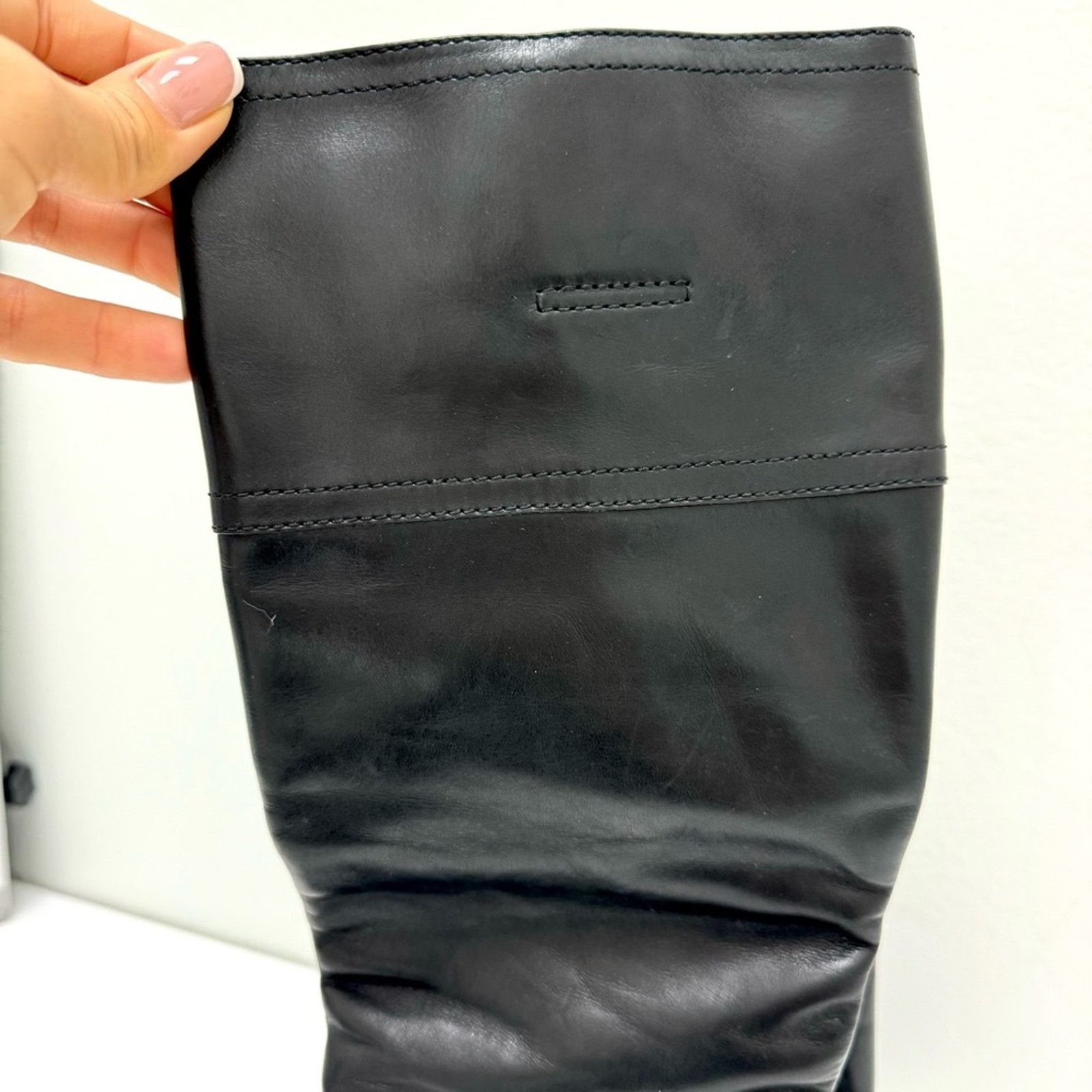 Dior Christian Dior Black Leather Boots, size 37 Size US 7 / IT 37 - 9 Thumbnail