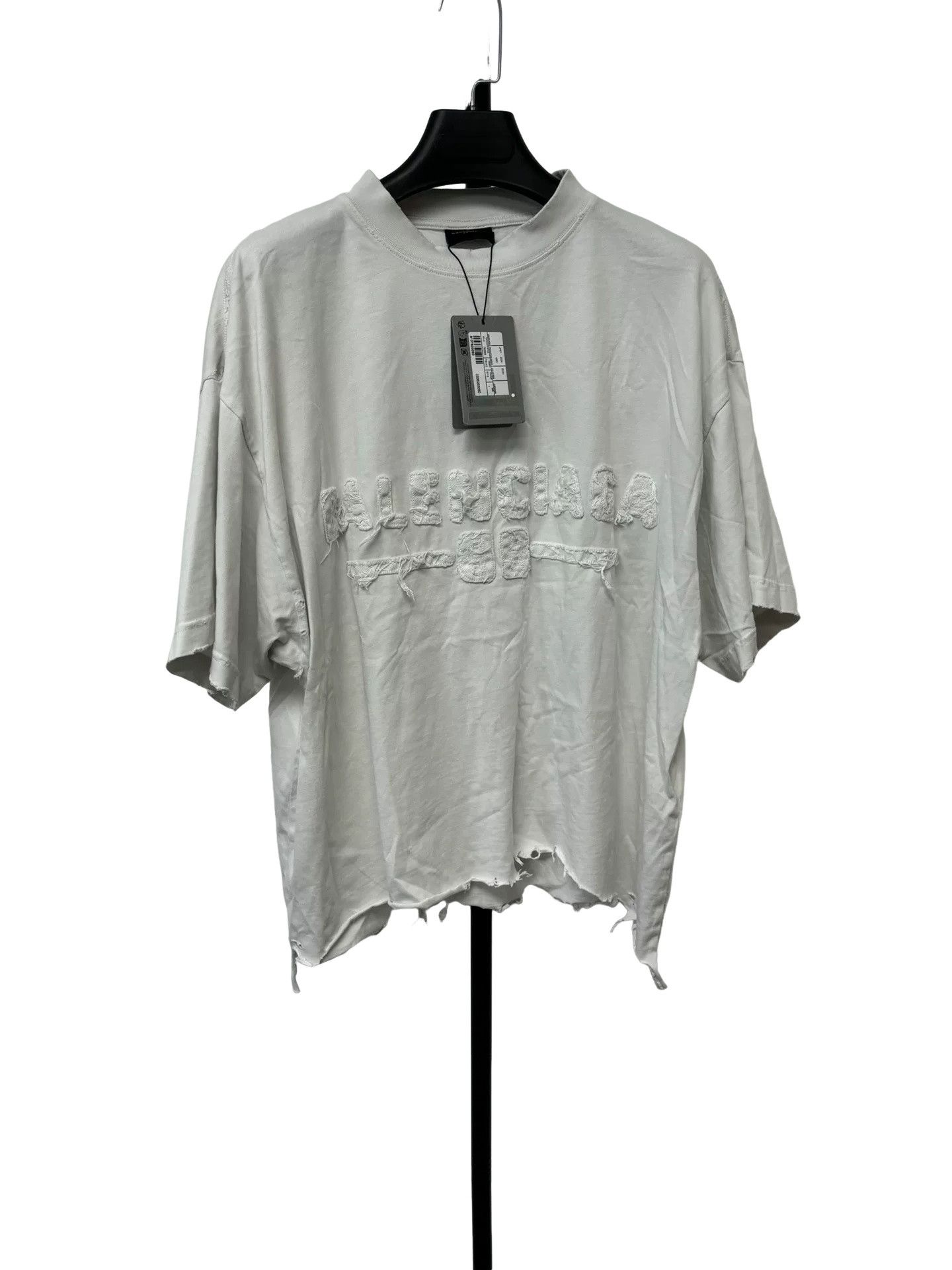 Balenciaga Balenciaga Distressed Patch Logo T-Shirt Size 1 Size US S / EU 44-46 / 1 - 1 Thumbnail