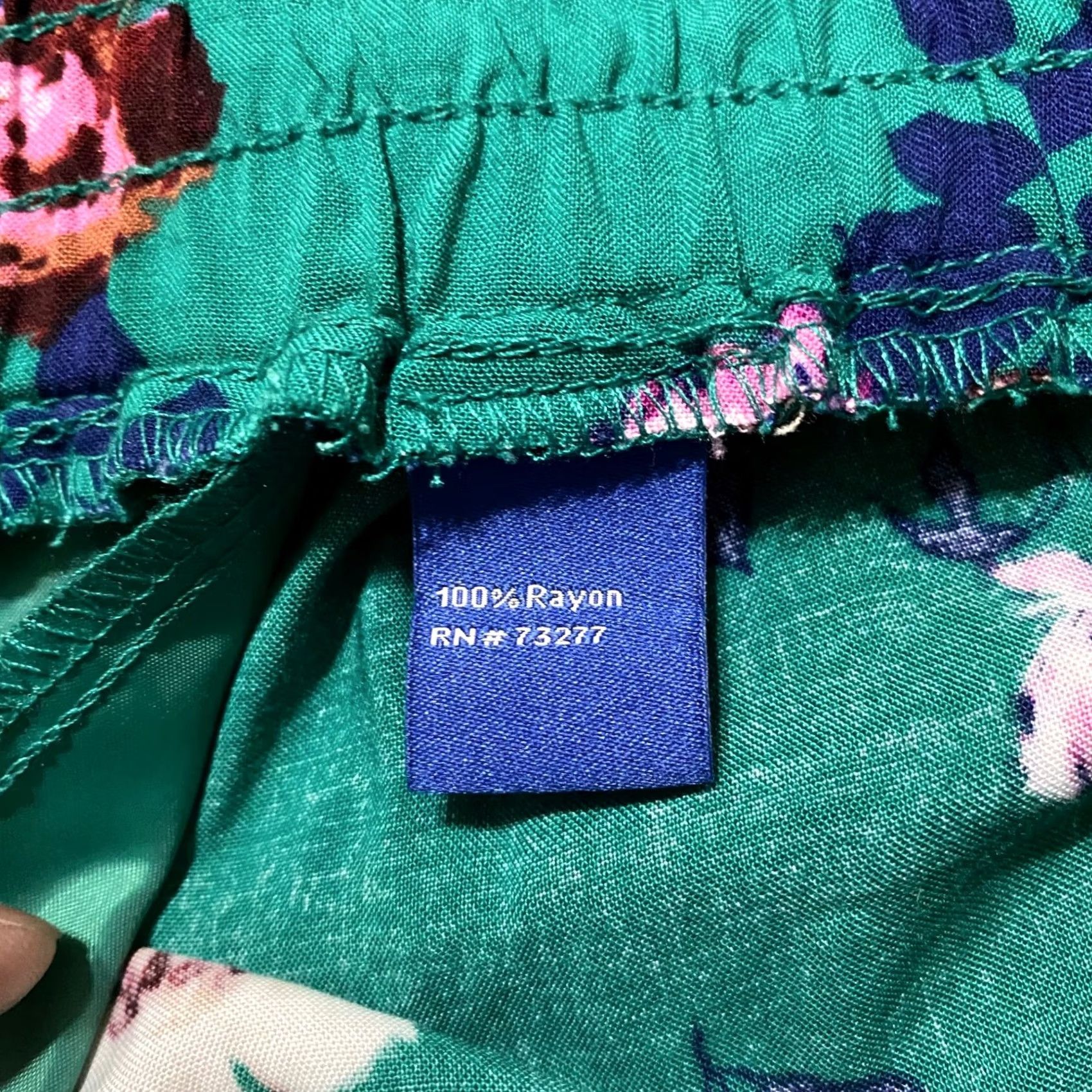 Apt. 9 Apt. 9 Shorts Womens 2XL Green Floral Pull On Elastic Waist Pockets Inseam 3" Size 40" / US 18 - 4 Thumbnail