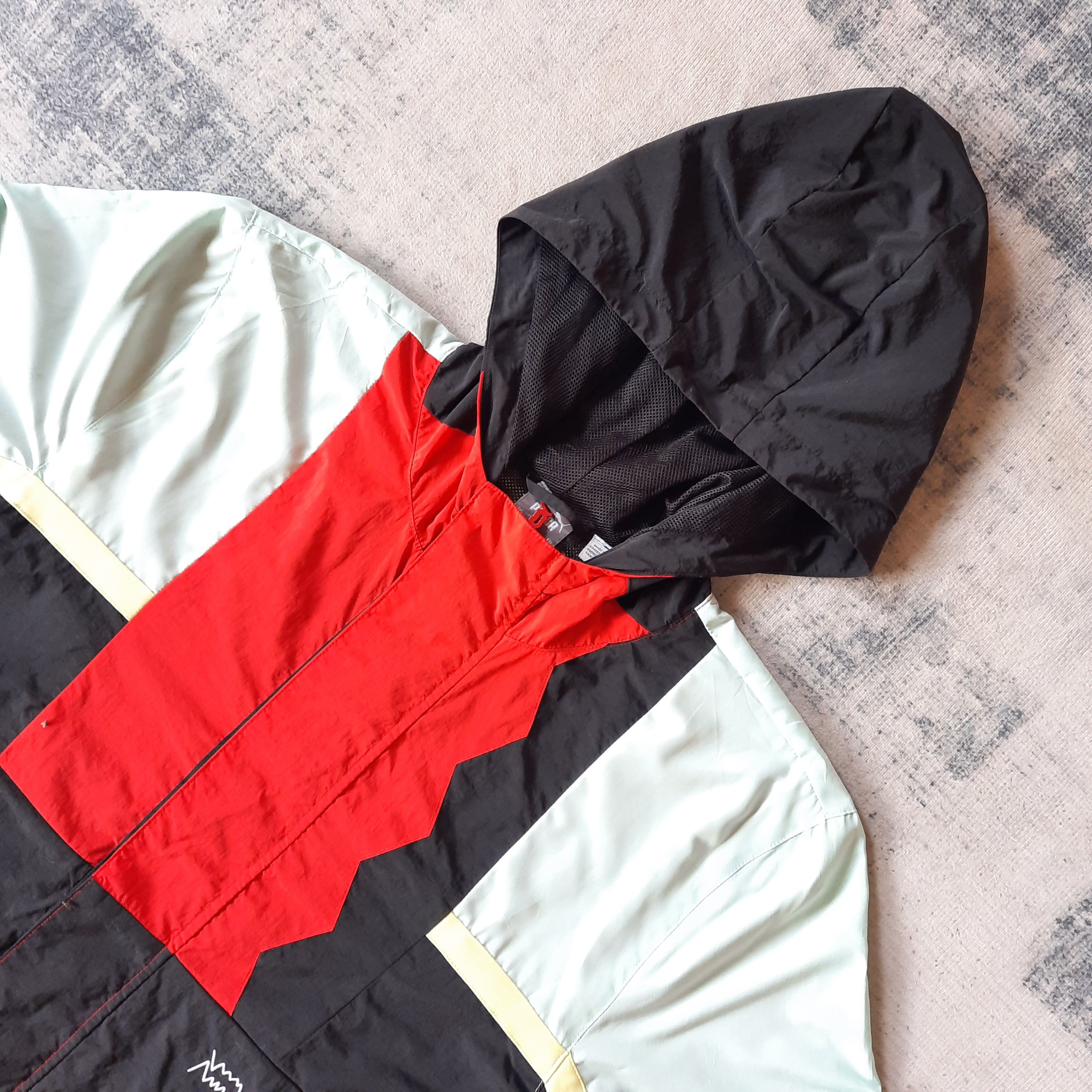 Japanese Brand 💥 Puma commitment day multicolor hoodie windbreaker jacket Size US M / EU 48-50 / 2 - 2 Thumbnail