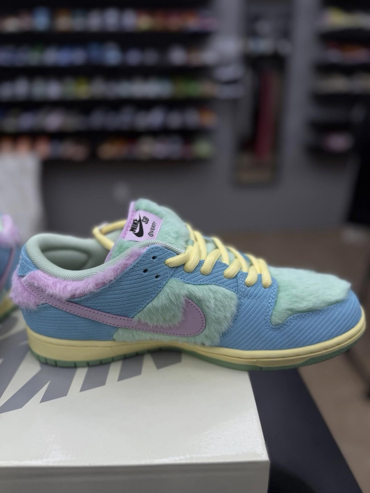 Nike Brand New Nike SB Dunk Low Pro QS Verdy Visty Size 10.5 Men Size US 10.5 / EU 43-44 - 6 Thumbnail