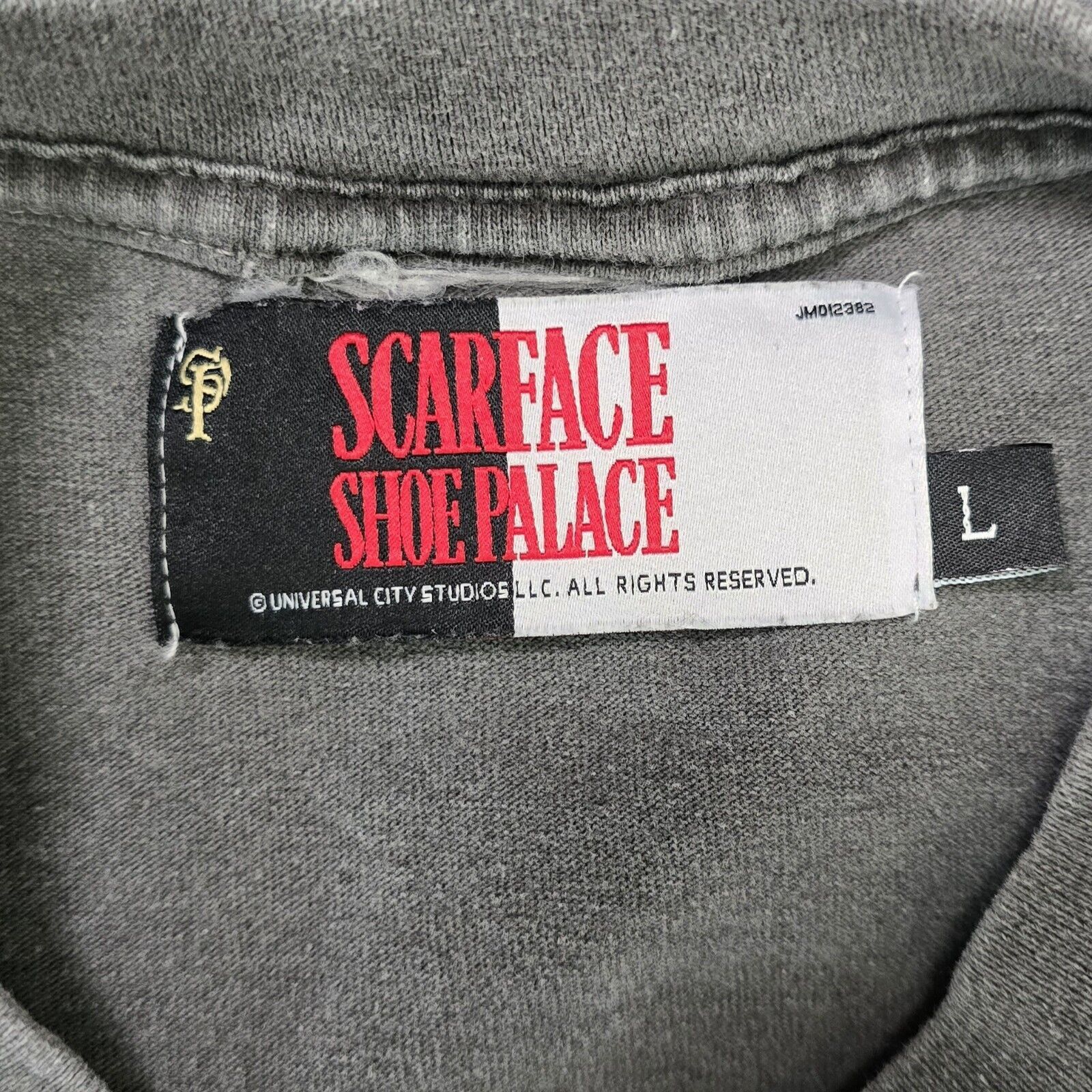 Rap Tees Scarface Shoe Palace The World Is Yours Shirt Large Movie Size US L / EU 52-54 / 3 - 5 Thumbnail