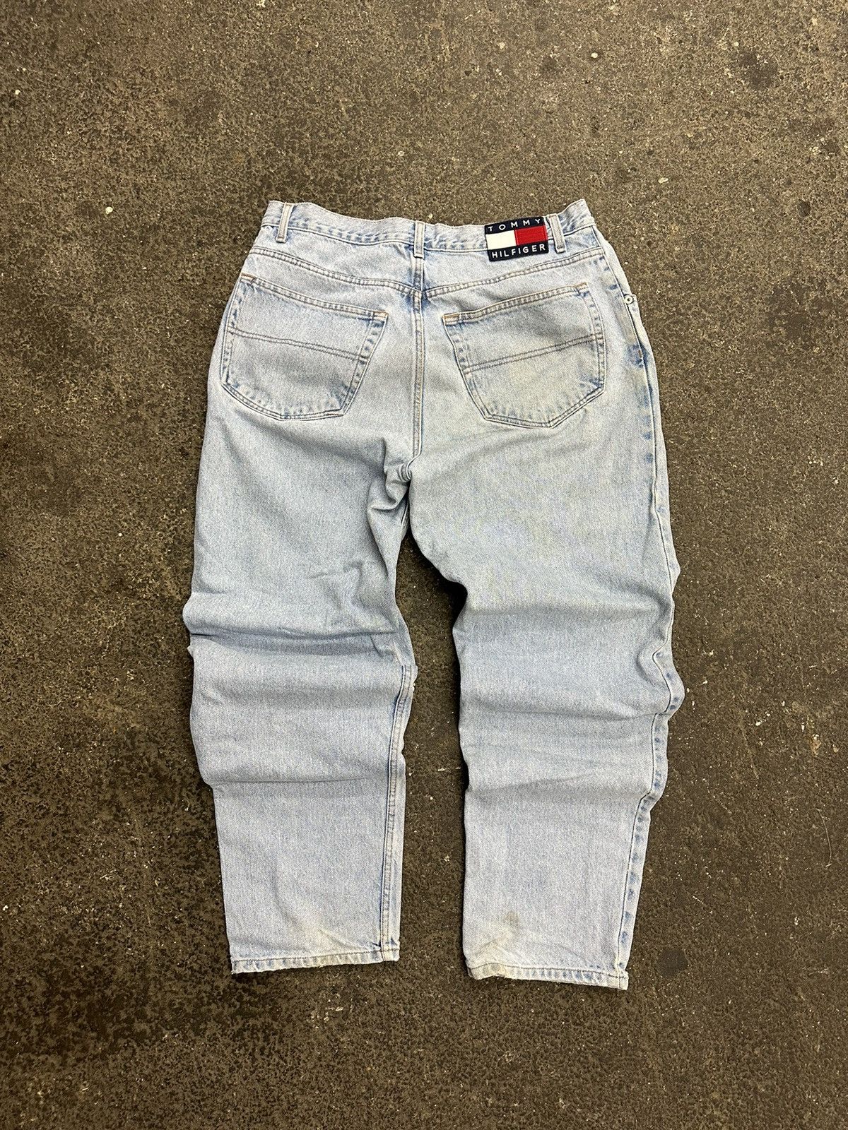 Tommy Hilfiger × Vintage Y2K baggy Tommy jeans Size US 34 / EU 50 - 1 Thumbnail
