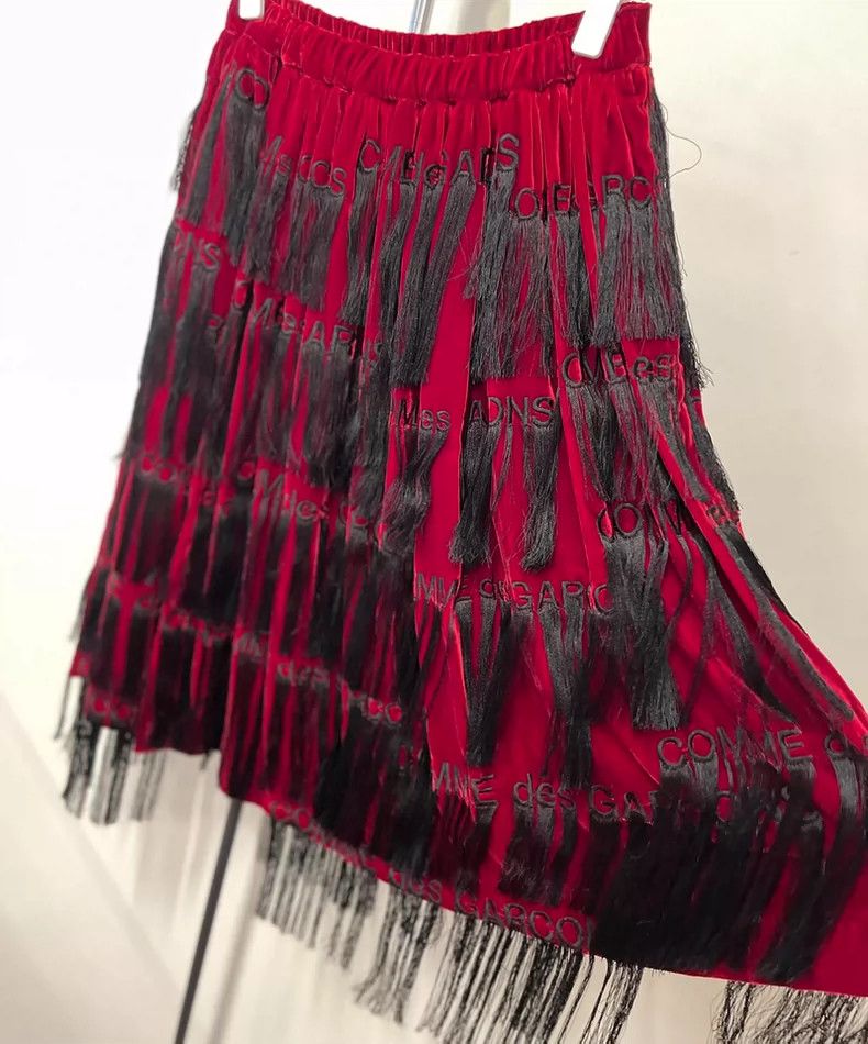 Comme des Garcons Comme des Garcons size XS Red velvet velvet tassel embroid Size 25" / US 0 / IT 36 - 1 Thumbnail