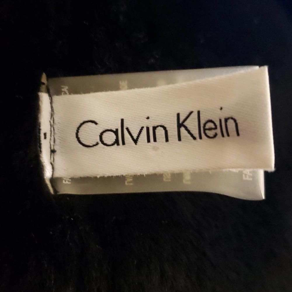 Calvin Klein CT822 Calvin Klein Faux Fur Shoulder Scarf Size ONE SIZE - 8 Thumbnail