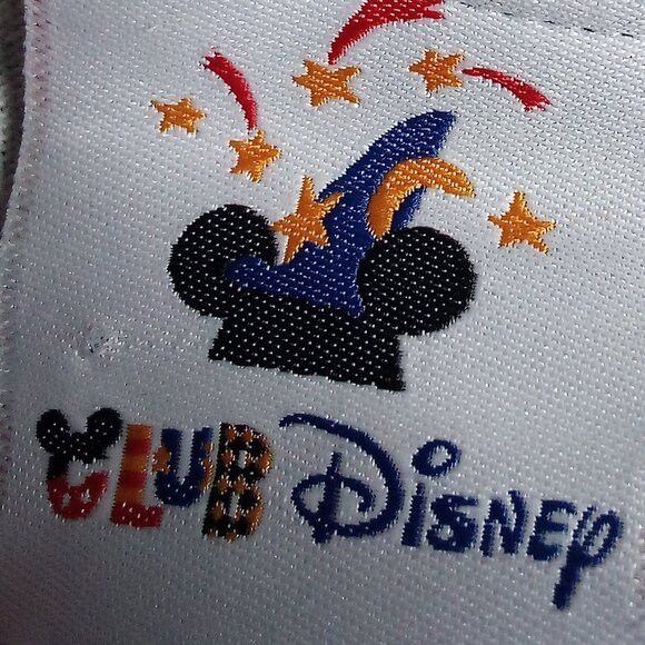 Disney Vintage Club Disney Thousand Oaks Mickey Mouse T-Shirt Size US L / EU 52-54 / 3 - 3 Thumbnail